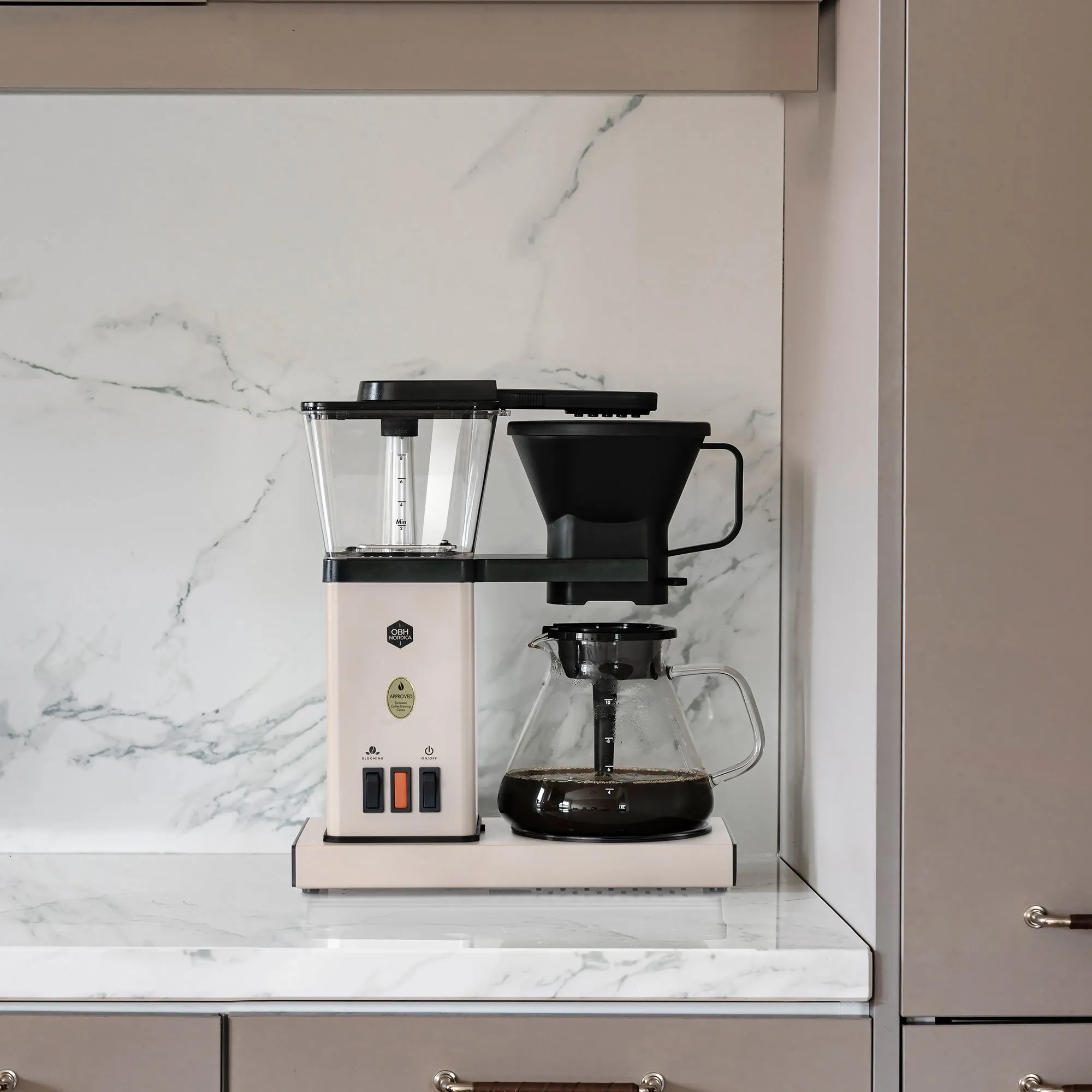 Blooming Prime kaffemaskine, sand, produktbillede 2 af 6, Kaffemaskiner hos HomeNordic