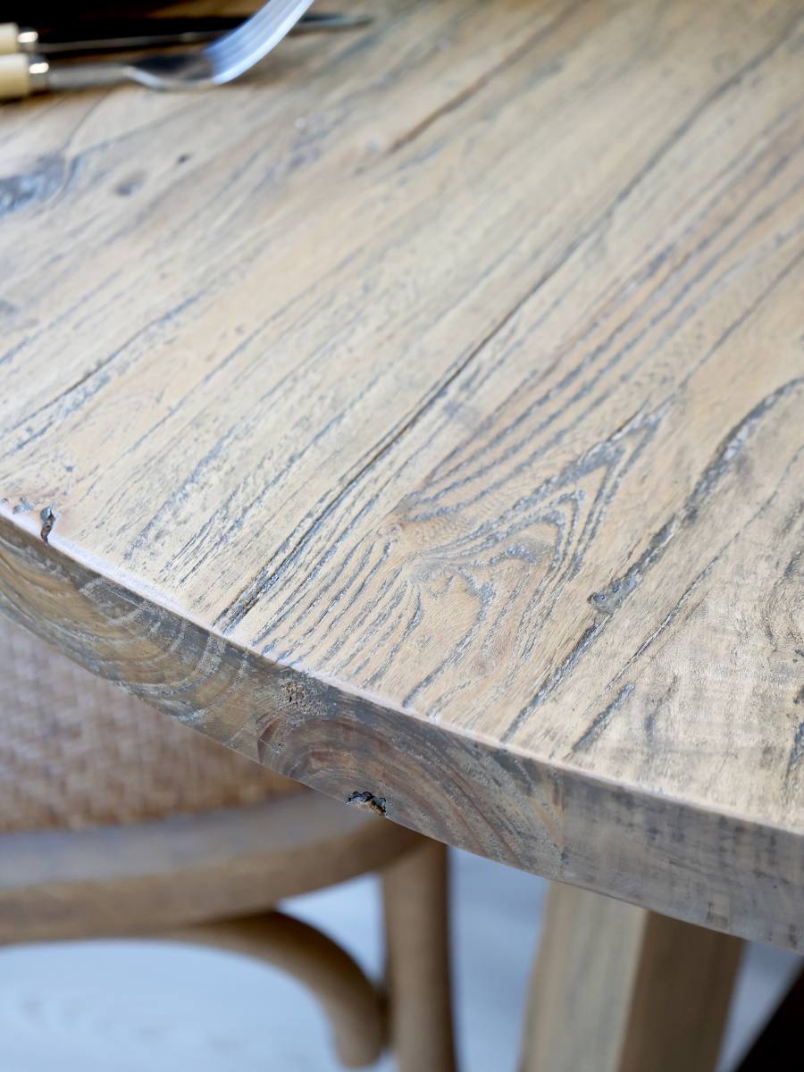 CHIC ANTIQUE MARSEILLE SPISEBORD GENBRUGSTRÆ, produktbillede 5 af 7, Spiseborde hos HomeNordic