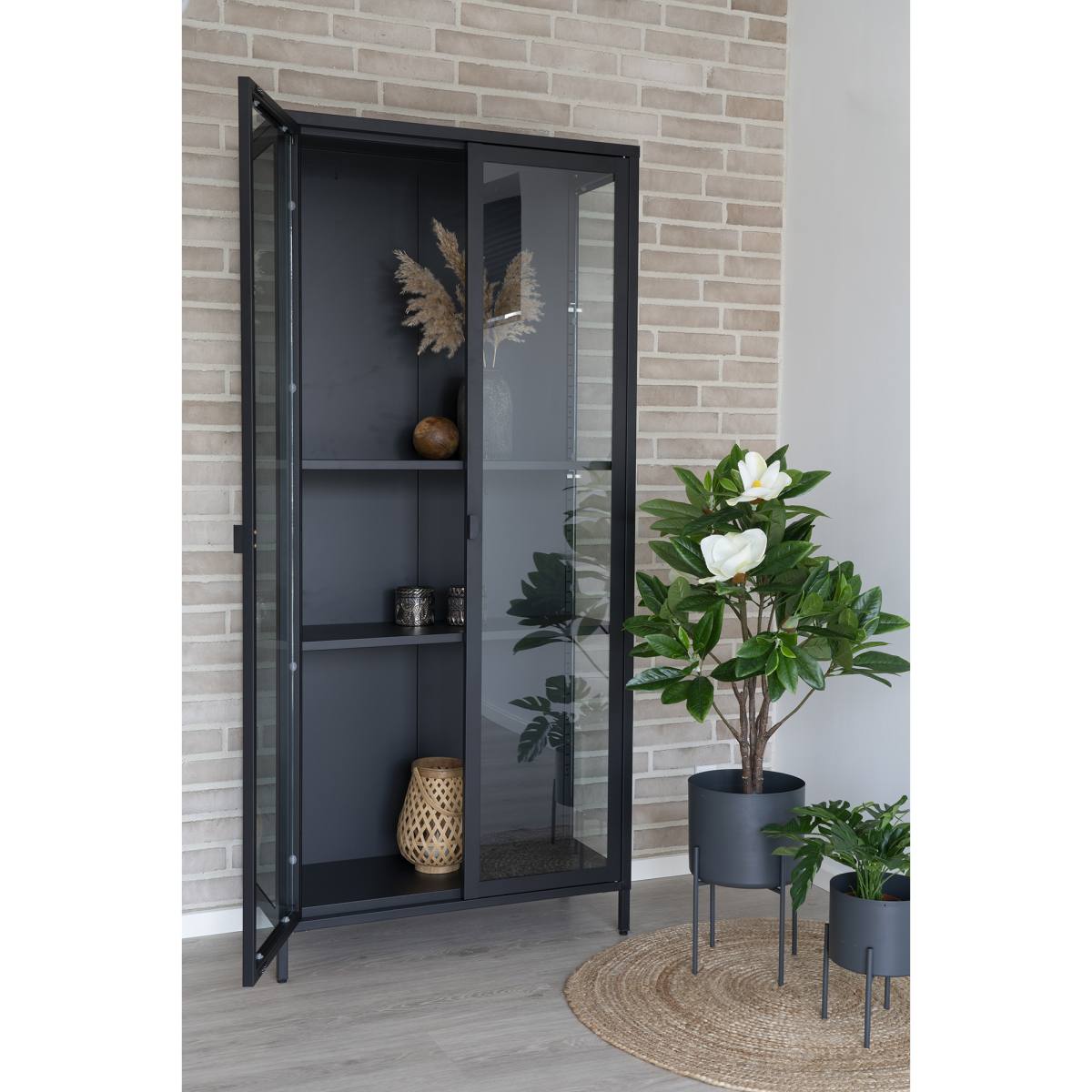 HOUSE NORDIC BRISBANE VITRINESKAB SORT, produktbillede 3 af 5, Vitrineskabe hos HomeNordic