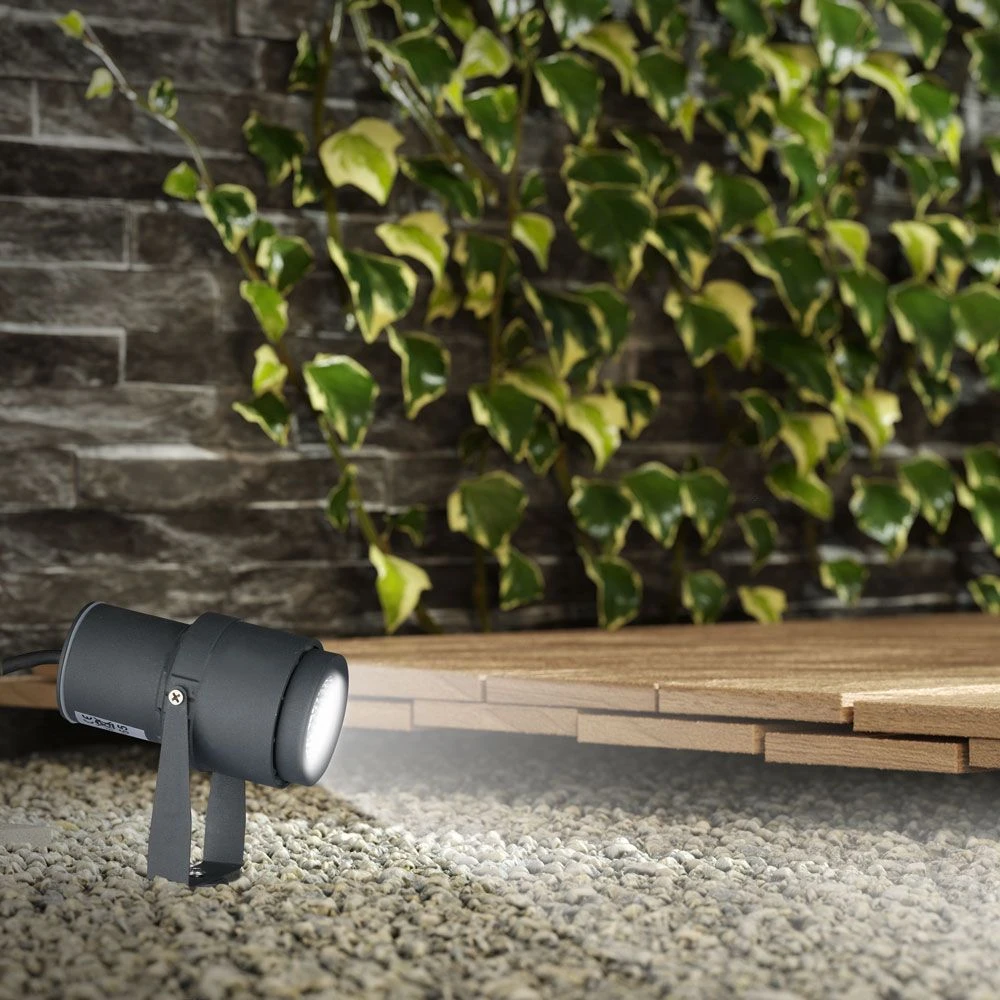 12W LED havespot med spyd, Udendørslamper hos HomeNordic