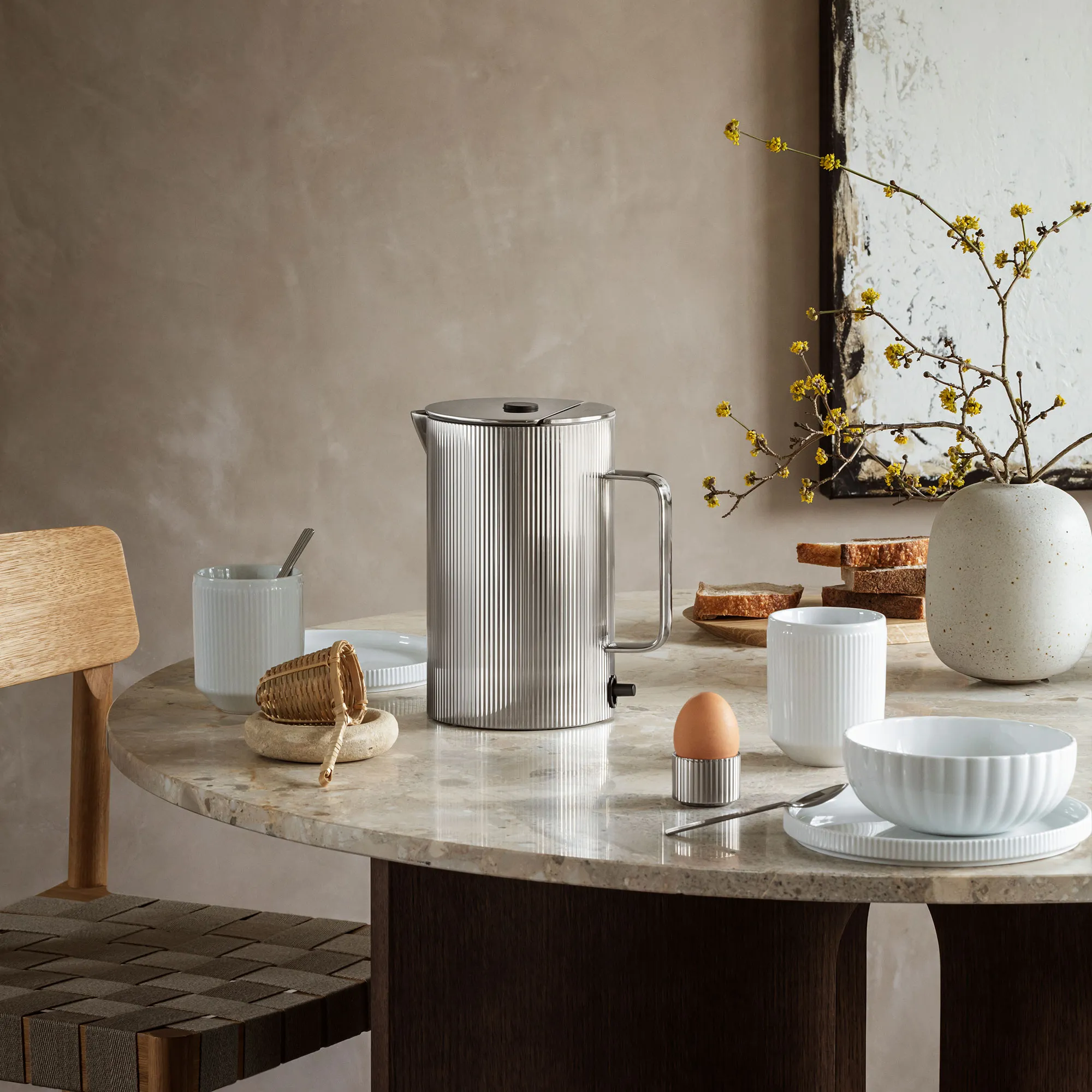 Georg Jensen Bernadotte elkedel, blankpoleret, produktbillede 5 af 6, Elkedler hos HomeNordic