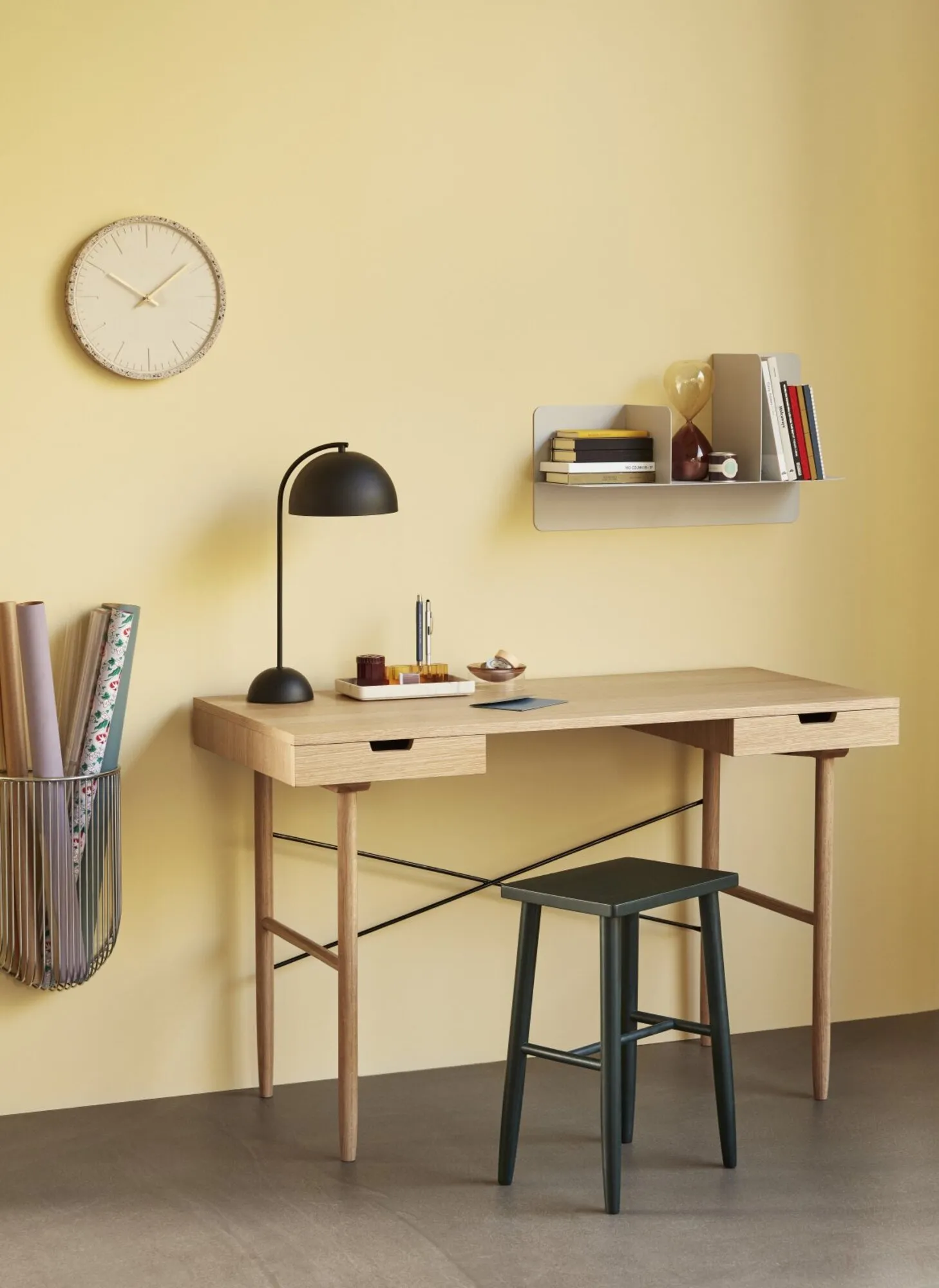 Studio - Skrivebord i Natur Træ, produktbillede 2 af 3, Skriveborde hos HomeNordic