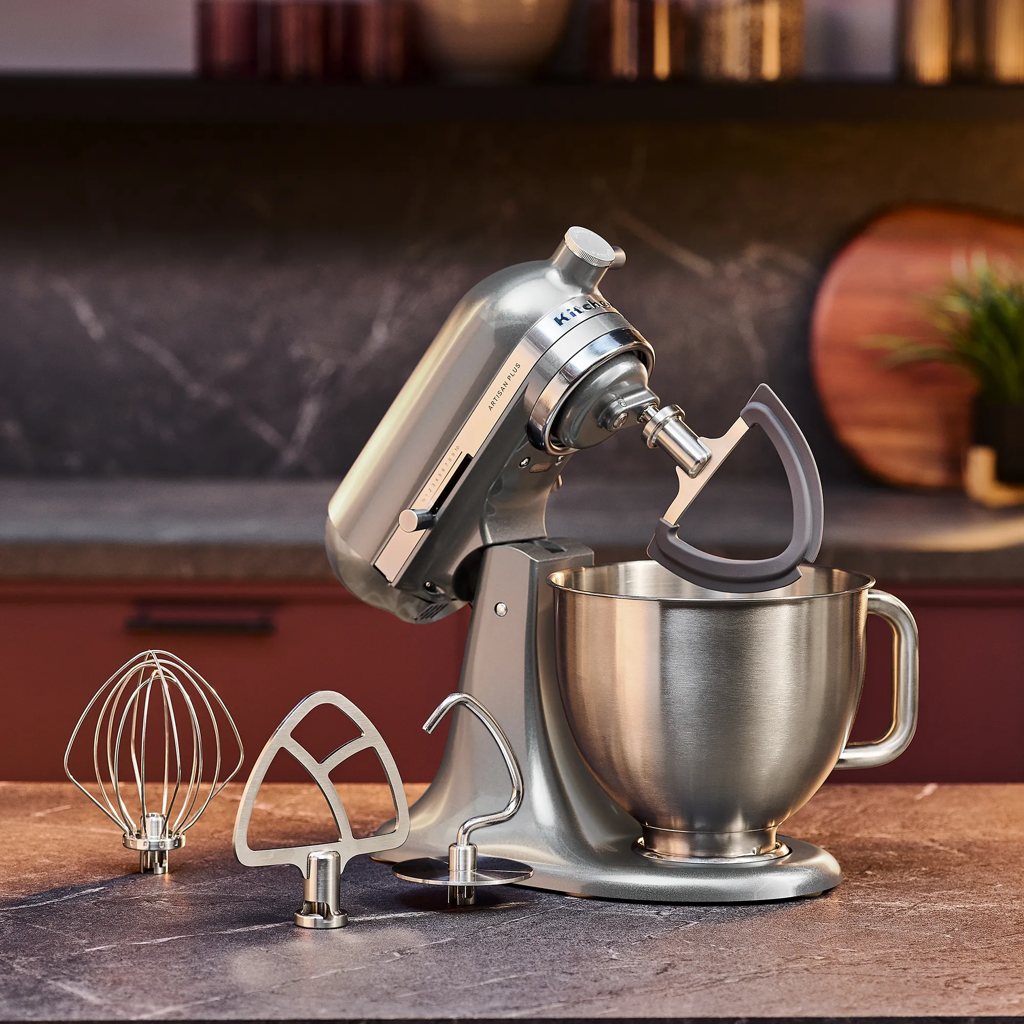 Artisan Plus køkkenassistent 4,7 liter, medallion silver, produktbillede 5 af 5, Røremaskiner hos HomeNordic