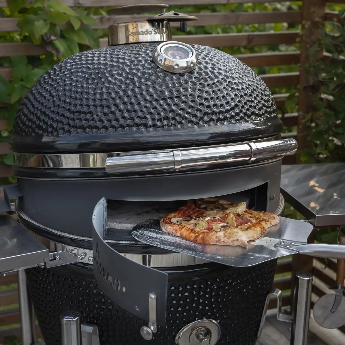 Signature Pro Sort, produktbillede 13 af 17, Kulgrill hos HomeNordic