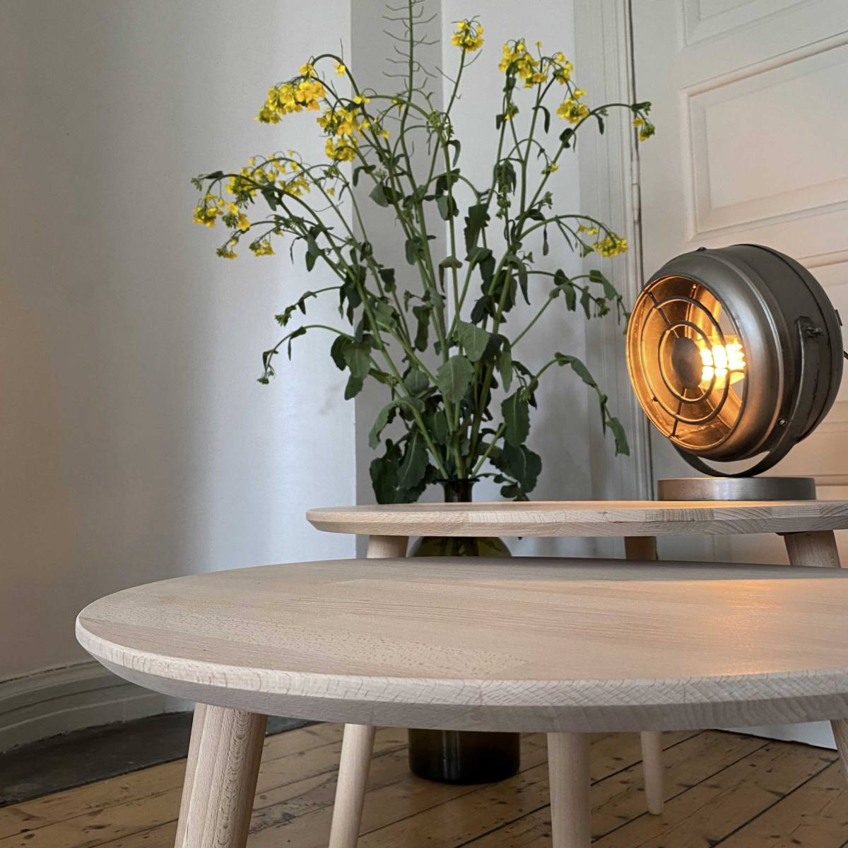 CT 10 - Sofabord i massiv bøg og diameter 70 cm, produktbillede 8 af 10, Nordisk design hos HomeNordic