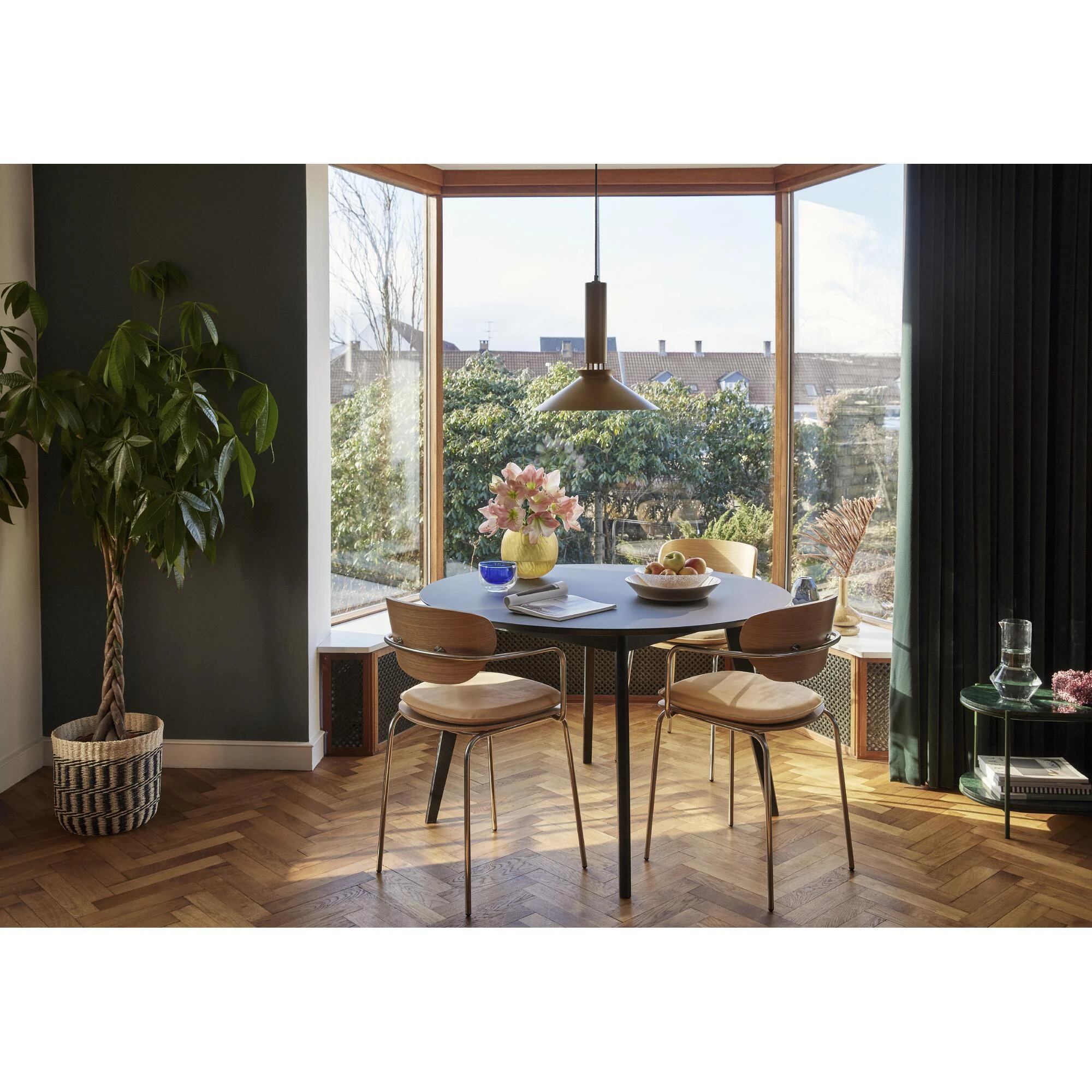 Stay Spisebord Rund, produktbillede 3 af 7, Spiseborde hos HomeNordic