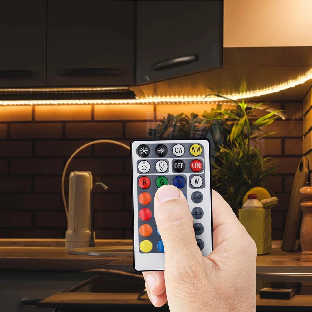 RGB+CCT controller med fjernbetjening, LED-strips hos HomeNordic