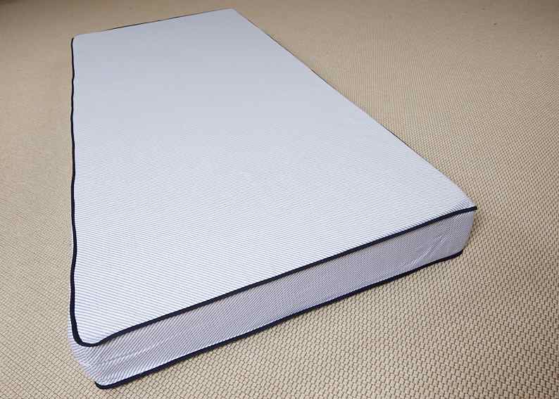 Admiral springmadras 120 x 190 x 16 cm vendbar., Madrasser hos HomeNordic