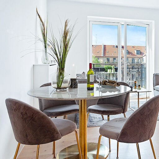 Juva - Sofabord i røget eg og bølget kant, produktbillede 9 af 23, Moderne designs hos HomeNordic