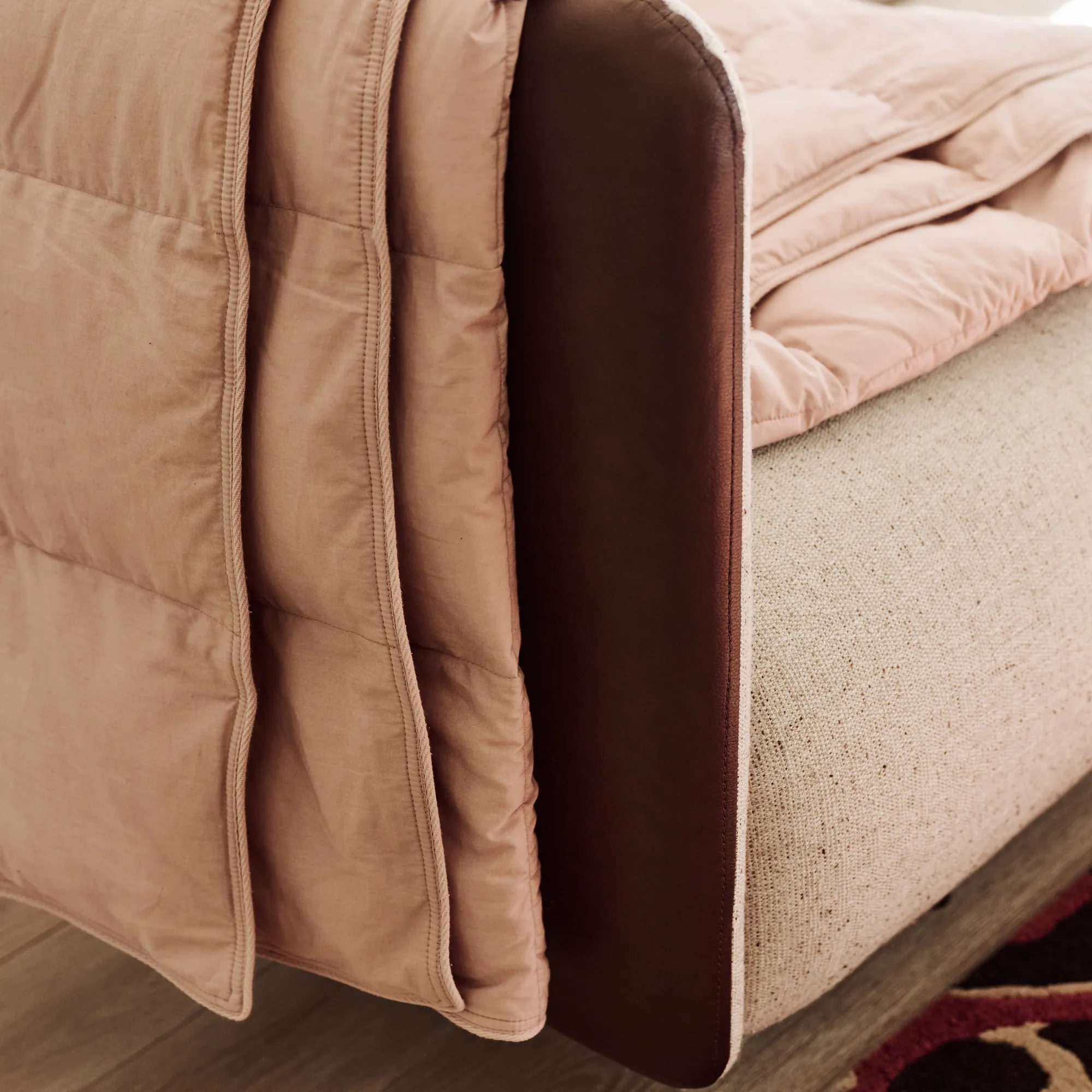 Decotique Luna plaid 200 x 140 cm, støvet rosa, produktbillede 2 af 2, Plaider hos HomeNordic
