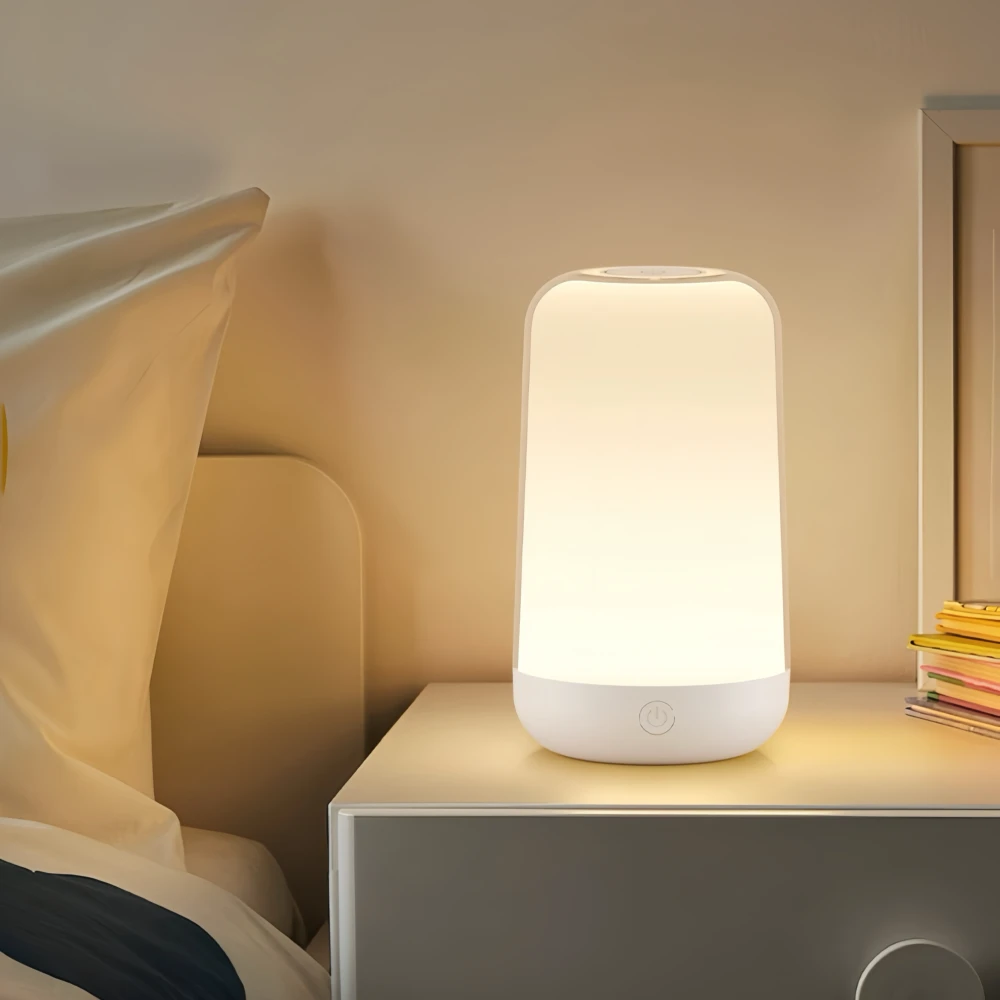 Opladelig RGB+CCT LED bord/natlampe, Bordlamper hos HomeNordic