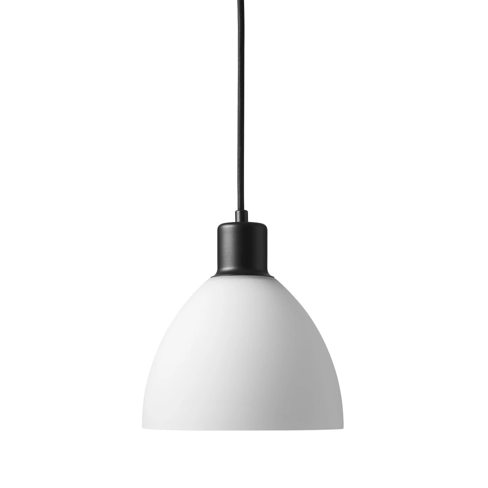 IDA Pendel Lampe Ø18 Til E27 i Sort/Opal Glas, Pendler hos HomeNordic