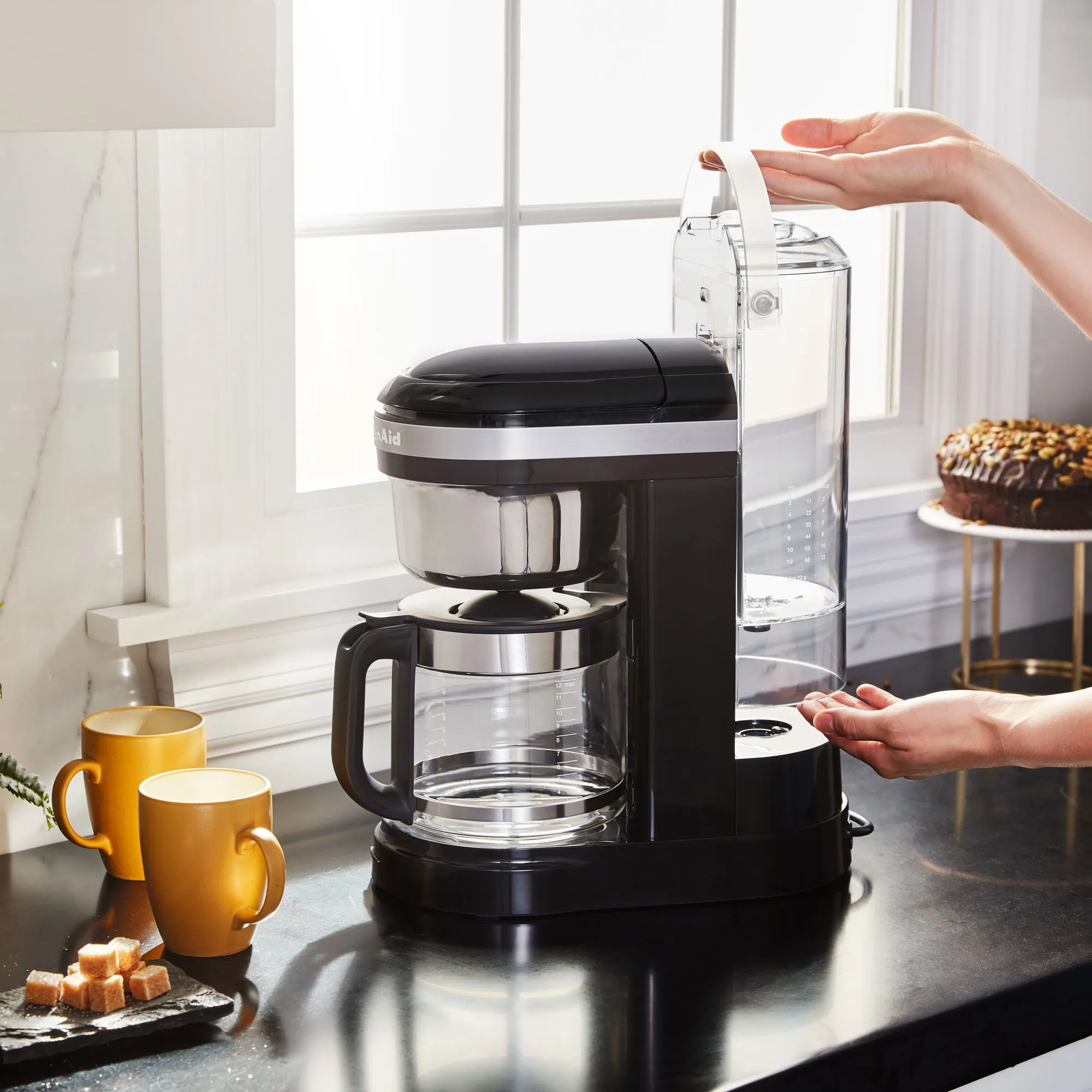 5KCM1209EOB Kaffemaskine, Onyx Black, produktbillede 4 af 5, Kaffemaskiner hos HomeNordic
