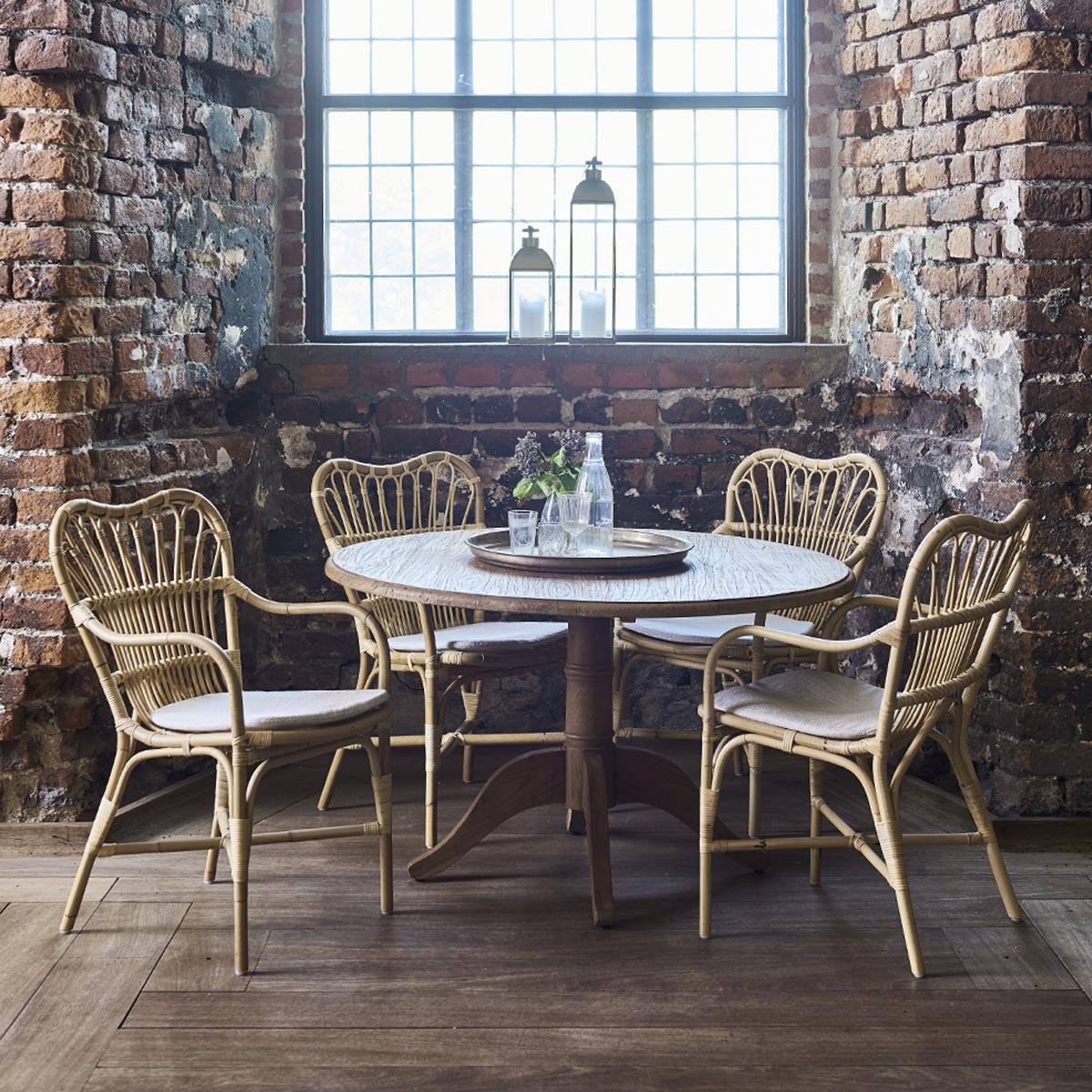 CHIC ANTIQUE MARSEILLE VITRINESKABE M/4 LÅGER SORT, produktbillede 14 af 24 hos HomeNordic