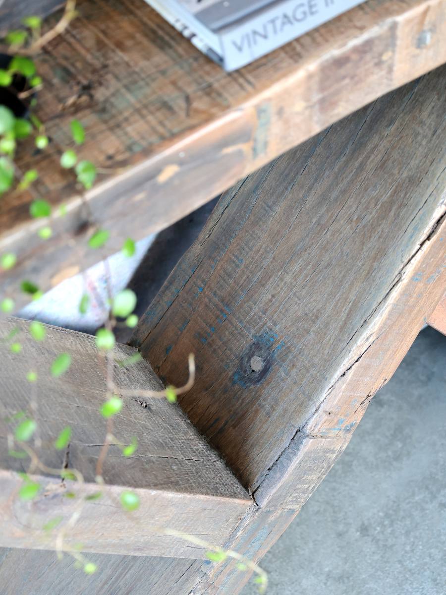 CHIC ANTIQUE GRIMAUD ANRETTERBORD NATUR, produktbillede 4 af 8, Vitrineskabe hos HomeNordic
