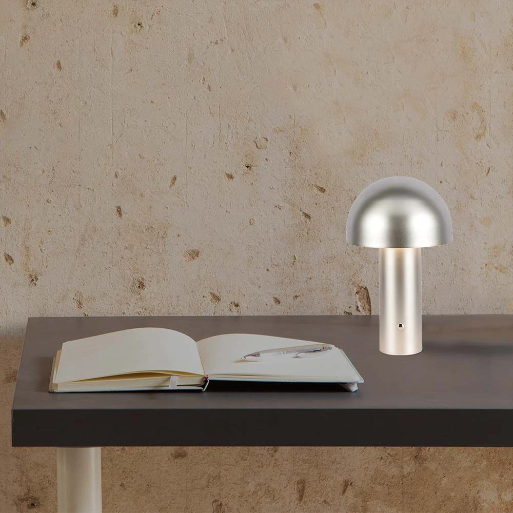 V-Tac opladelig 3i1 bordlampe, Bordlamper hos HomeNordic