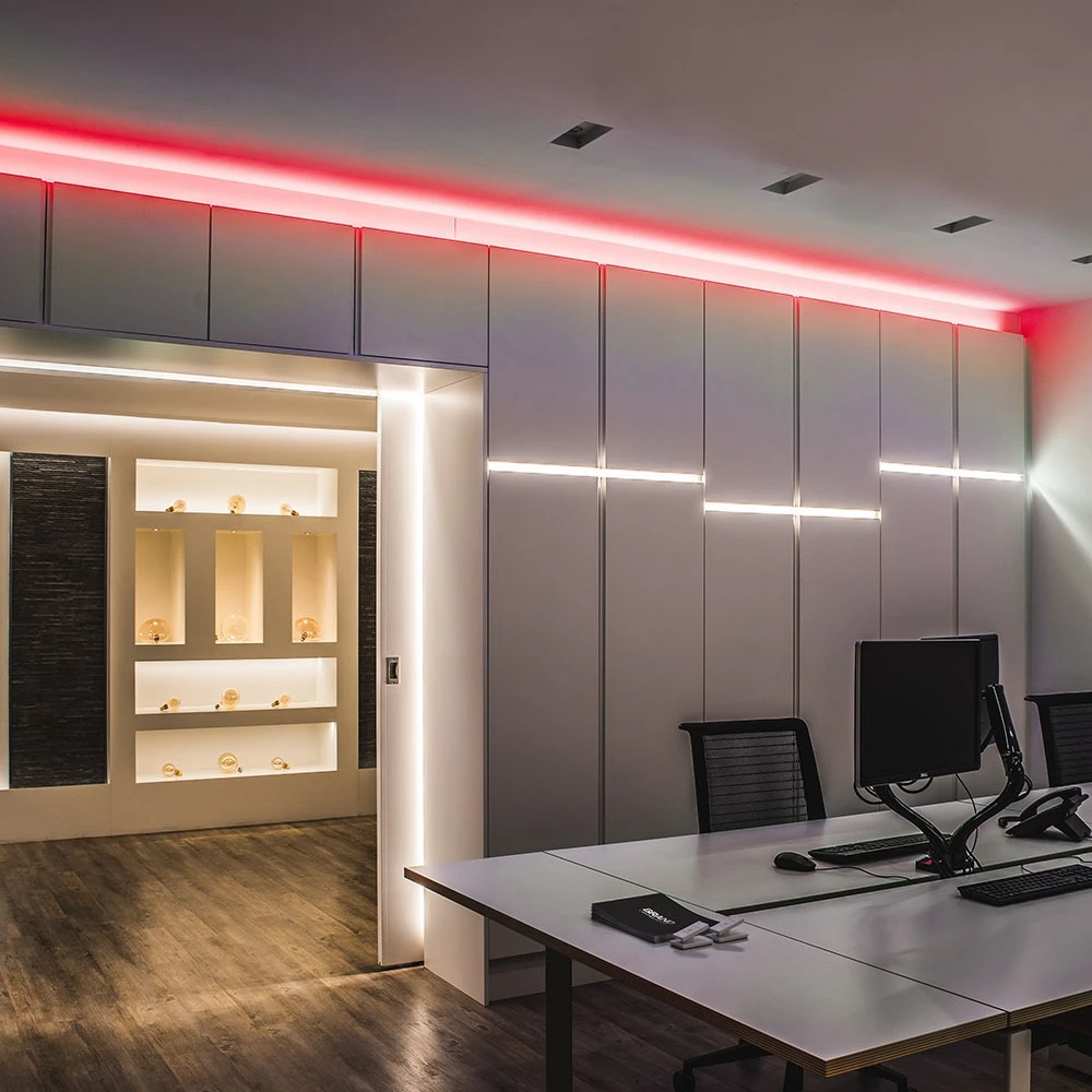 10m 8W/m Rød Neon Flex LED, LED-strips hos HomeNordic