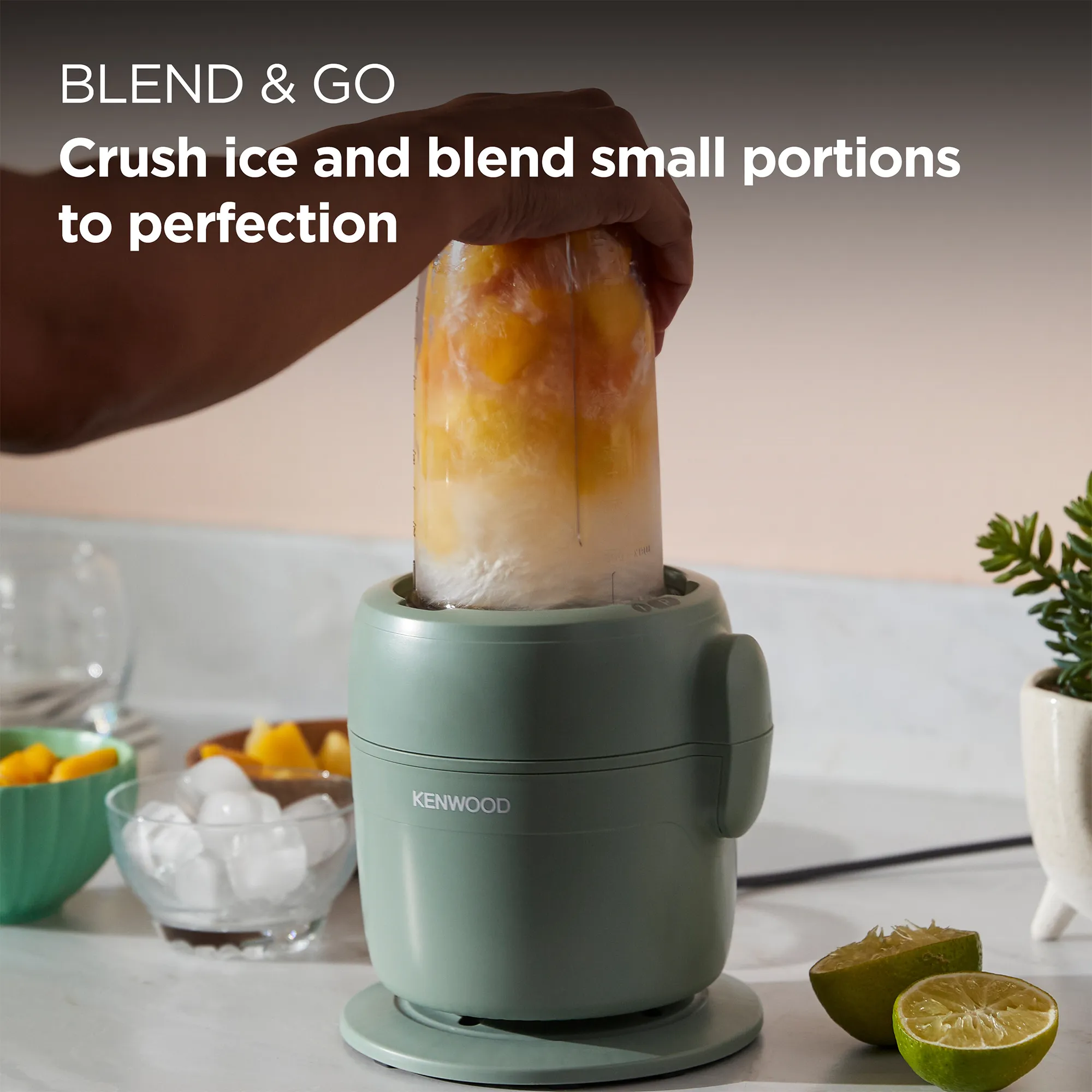 FDP23.380.GR foodprocessor, grøn, produktbillede 3 af 4, Foodprocessorer hos HomeNordic