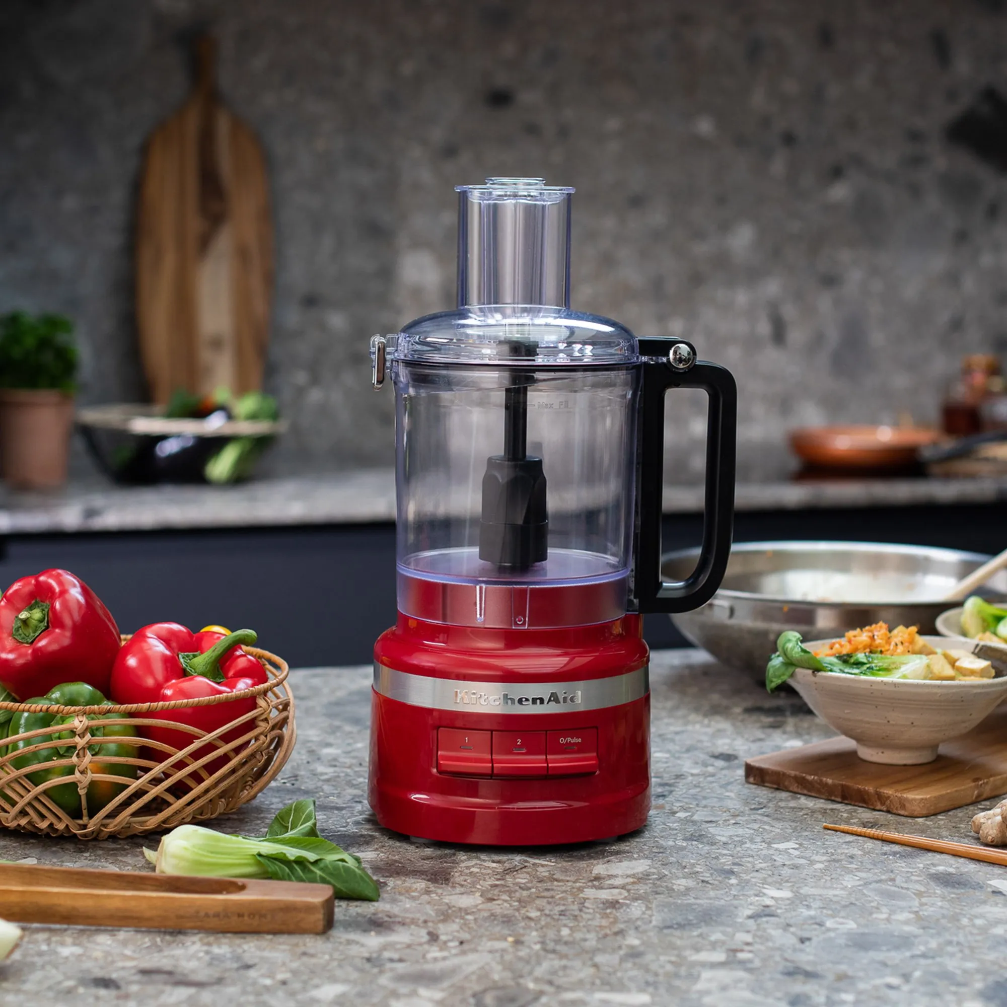 5KFP0921 Foodprocessor, 2,1 liter, empire red, produktbillede 12 af 15, Foodprocessorer hos HomeNordic