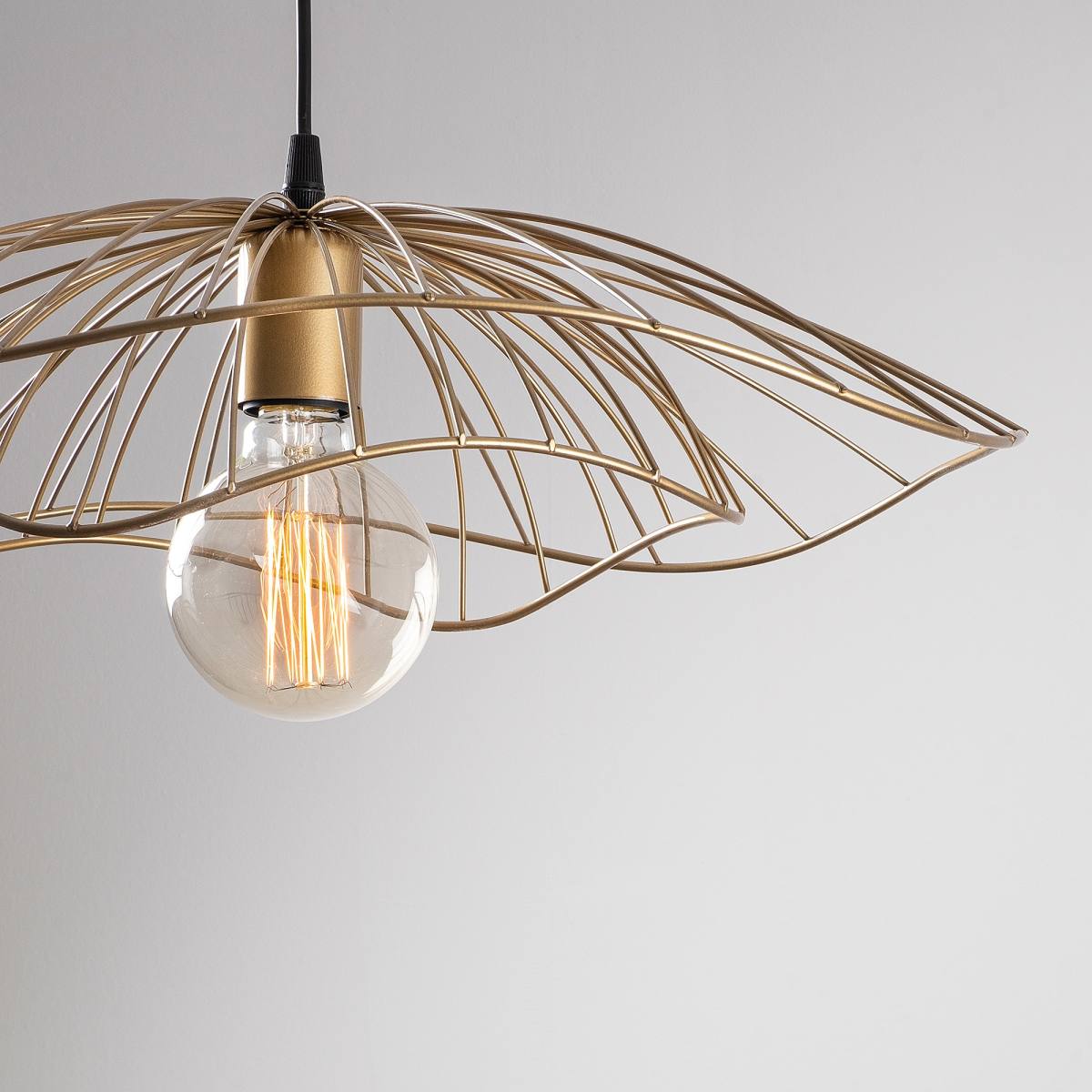 LUMI Frosinone loftlampe, justerbar højde, produktbillede 4 af 6, Loftlamper hos HomeNordic