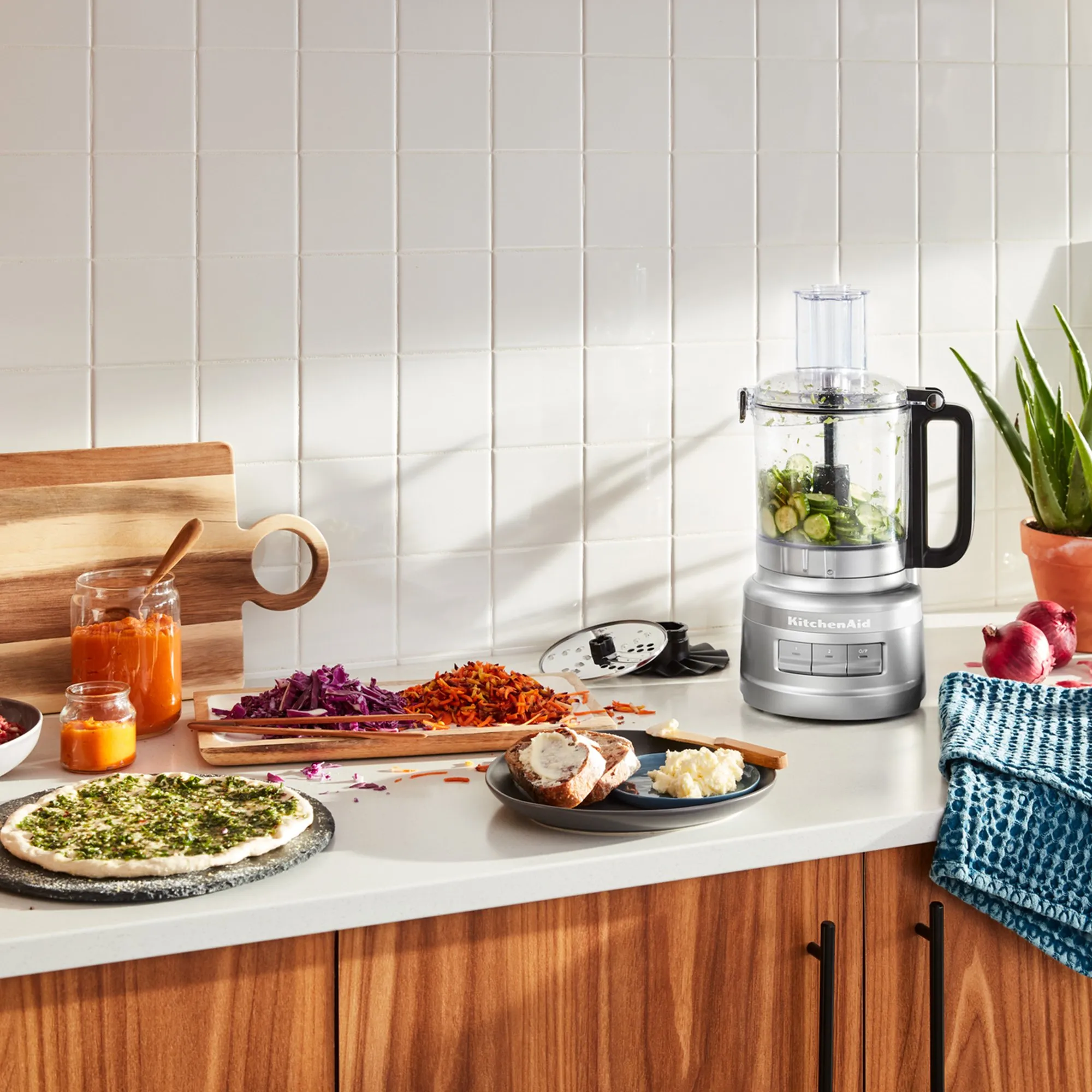 5KFP0921 Foodprocessor, 2,1 liter, produktbillede 10 af 14, Foodprocessorer hos HomeNordic