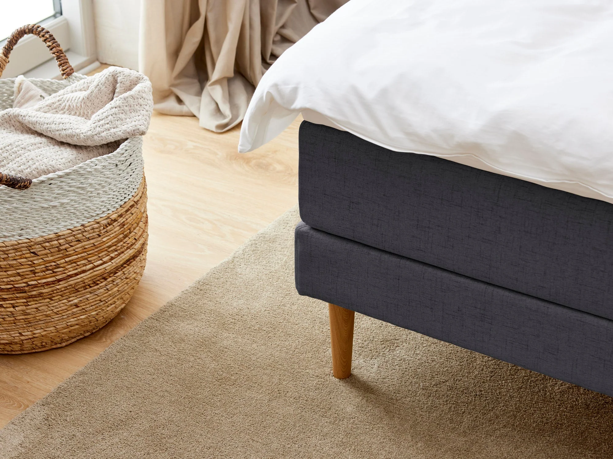 Fabrikkens, produktbillede 5 af 6, Kontinentalsenge 180x200 cm hos HomeNordic