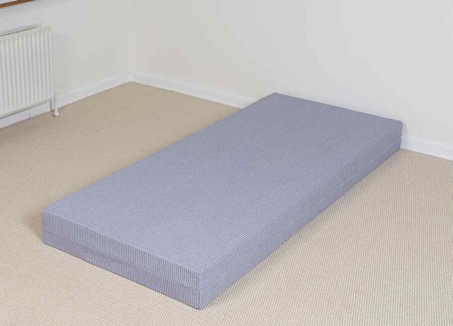 Admiral springmadras efter mål bredde 70 til 90 cm. lige sider vendbar, Madrasser hos HomeNordic