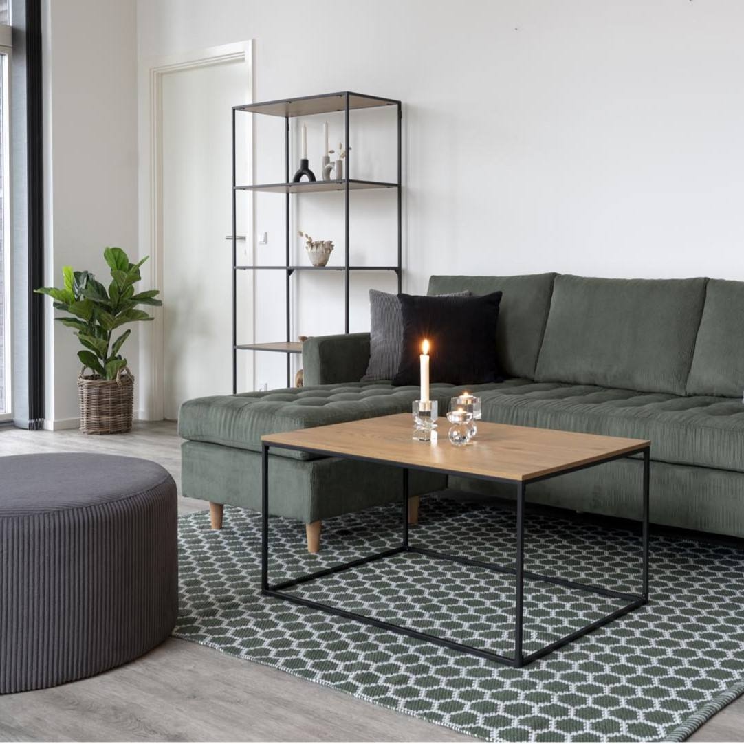 Zeta - Sofabord i sort metal og egelook plade, Moderne designs hos HomeNordic