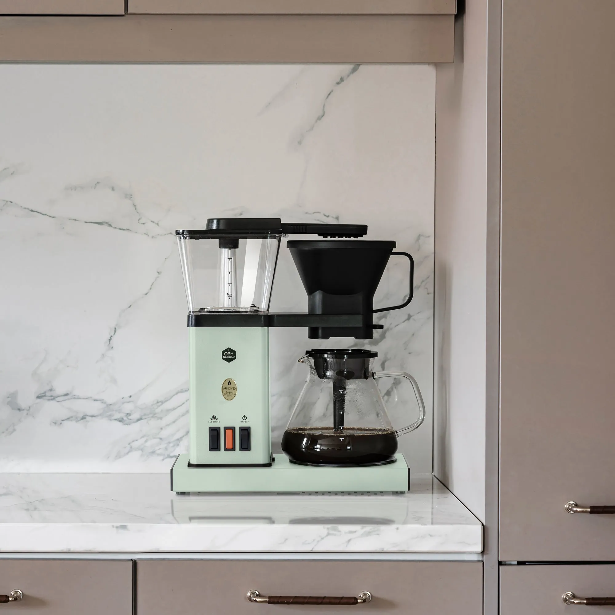 Blooming Prime kaffemaskine 1,25 liter, misty green, produktbillede 3 af 3, Kaffemaskiner hos HomeNordic