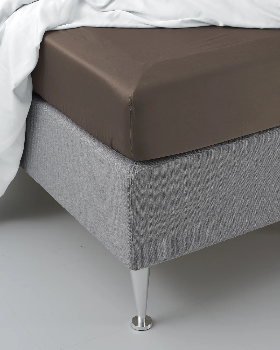 Bambus faconlagen | Taupe | 180x200, Sengetøj hos HomeNordic