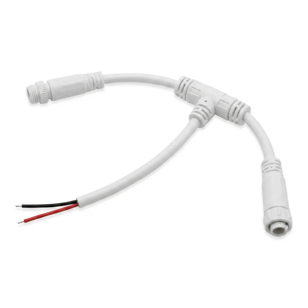 T-splitter til CyberTube, LED-strips hos HomeNordic