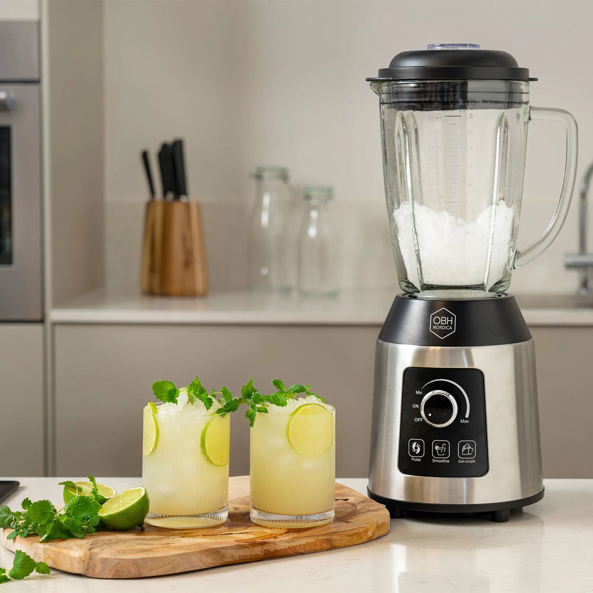 Sharp Mix blender 1,82 liter, 1000W, produktbillede 3 af 3, Blendere hos HomeNordic