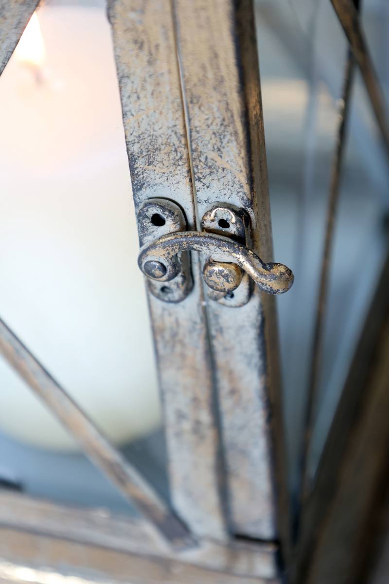 CHIC ANTIQUE LATERNE M/MØNSTRE PÅ TAG ANTIQUE/MESSING, produktbillede 6 af 6, Gulvlamper hos HomeNordic