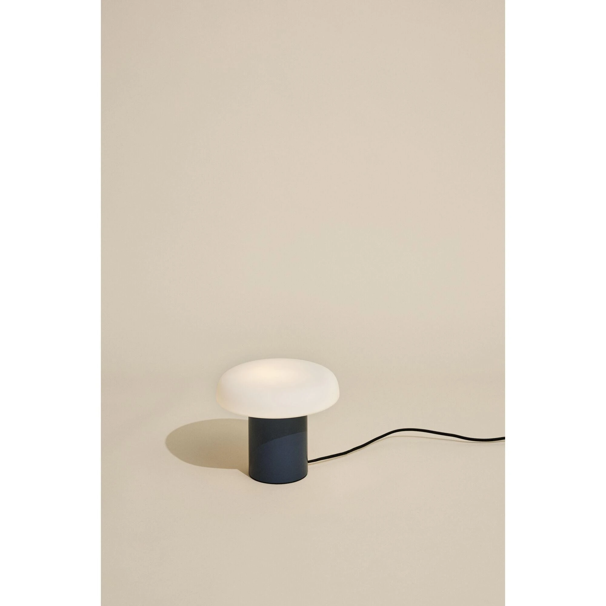 Ateliers Bordlampe, produktbillede 7 af 7, Bordlamper hos HomeNordic