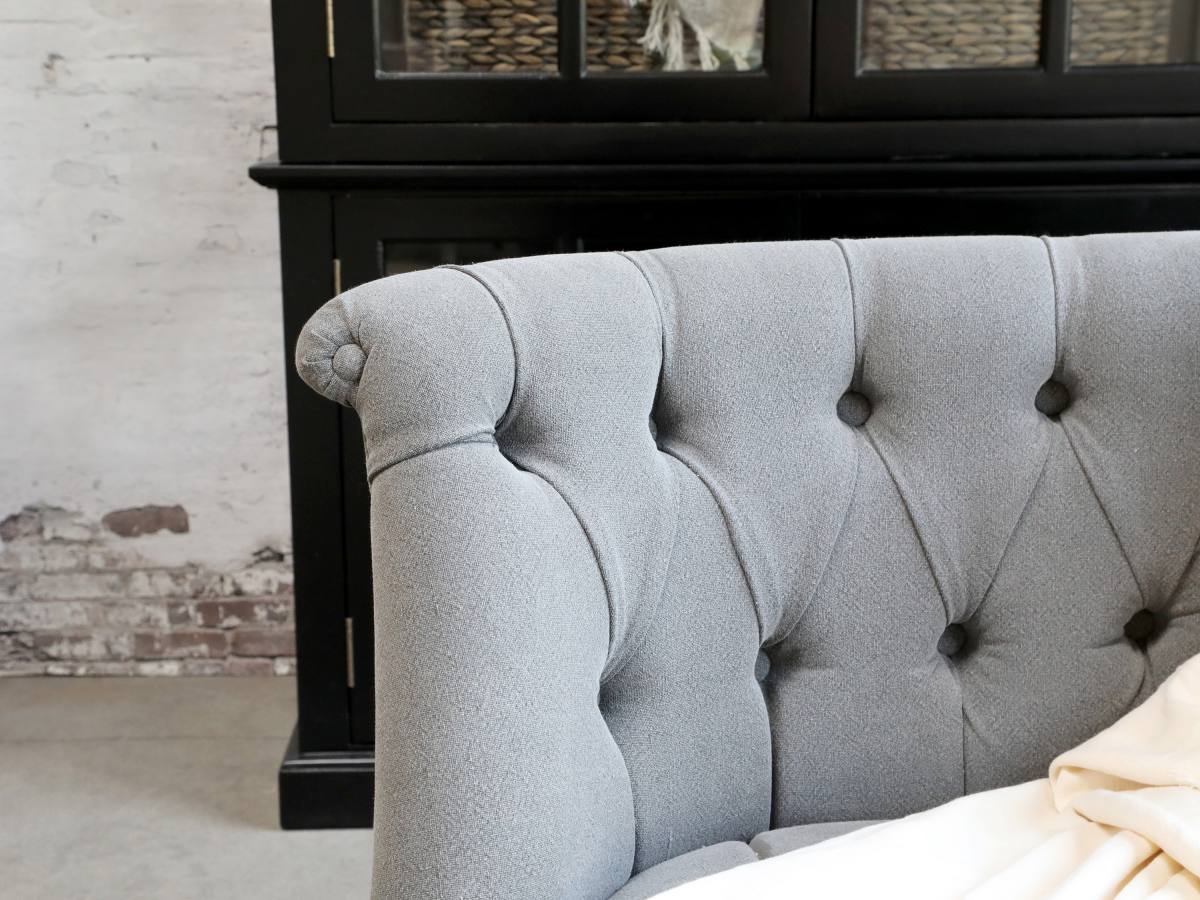 CHIC ANTIQUE FRANSK SOFA M./GRÅ/HØRSTOF, produktbillede 7 af 7, Sofaer hos HomeNordic