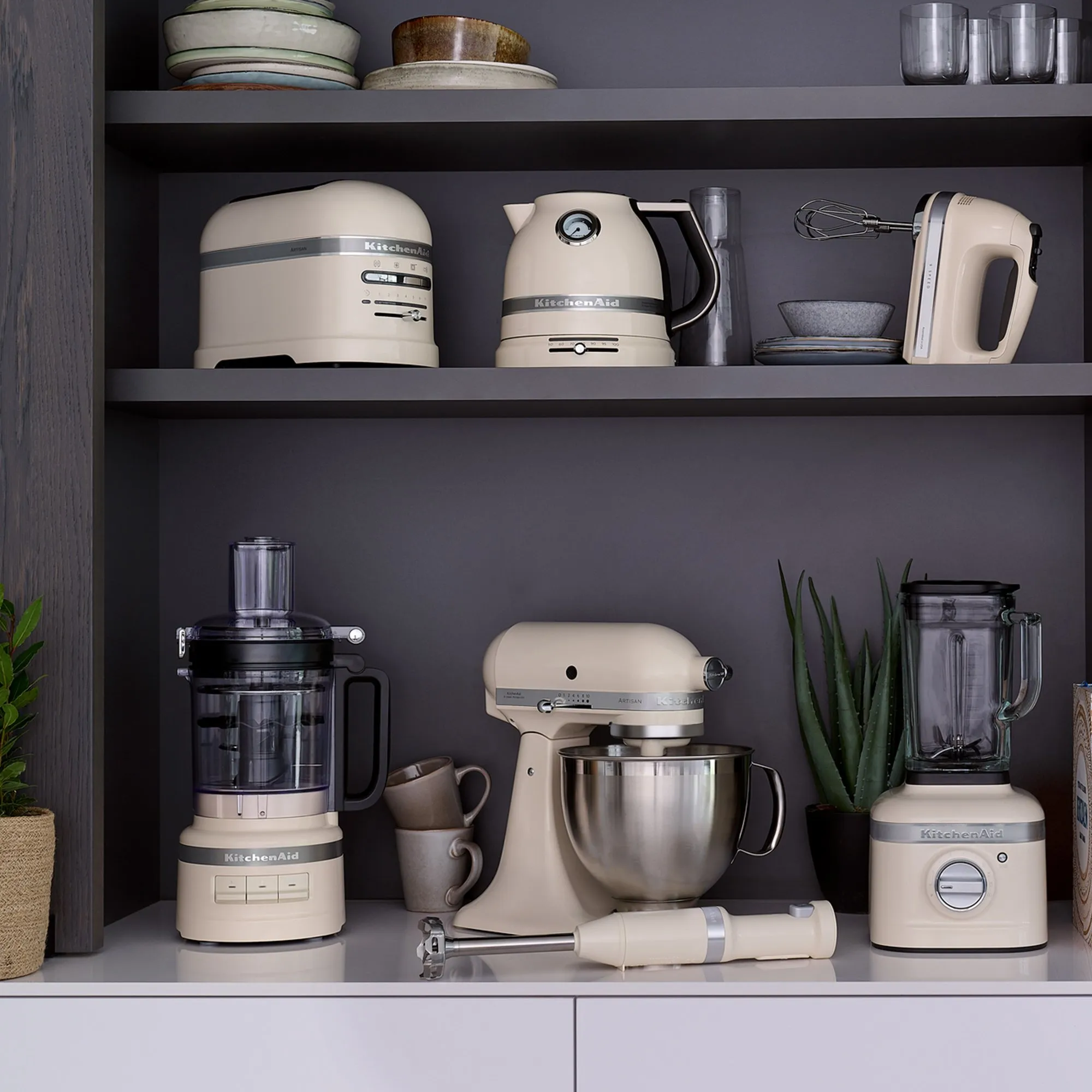 5KFP0921 Foodprocessor, 2,1 liter, almond, produktbillede 10 af 12, Foodprocessorer hos HomeNordic