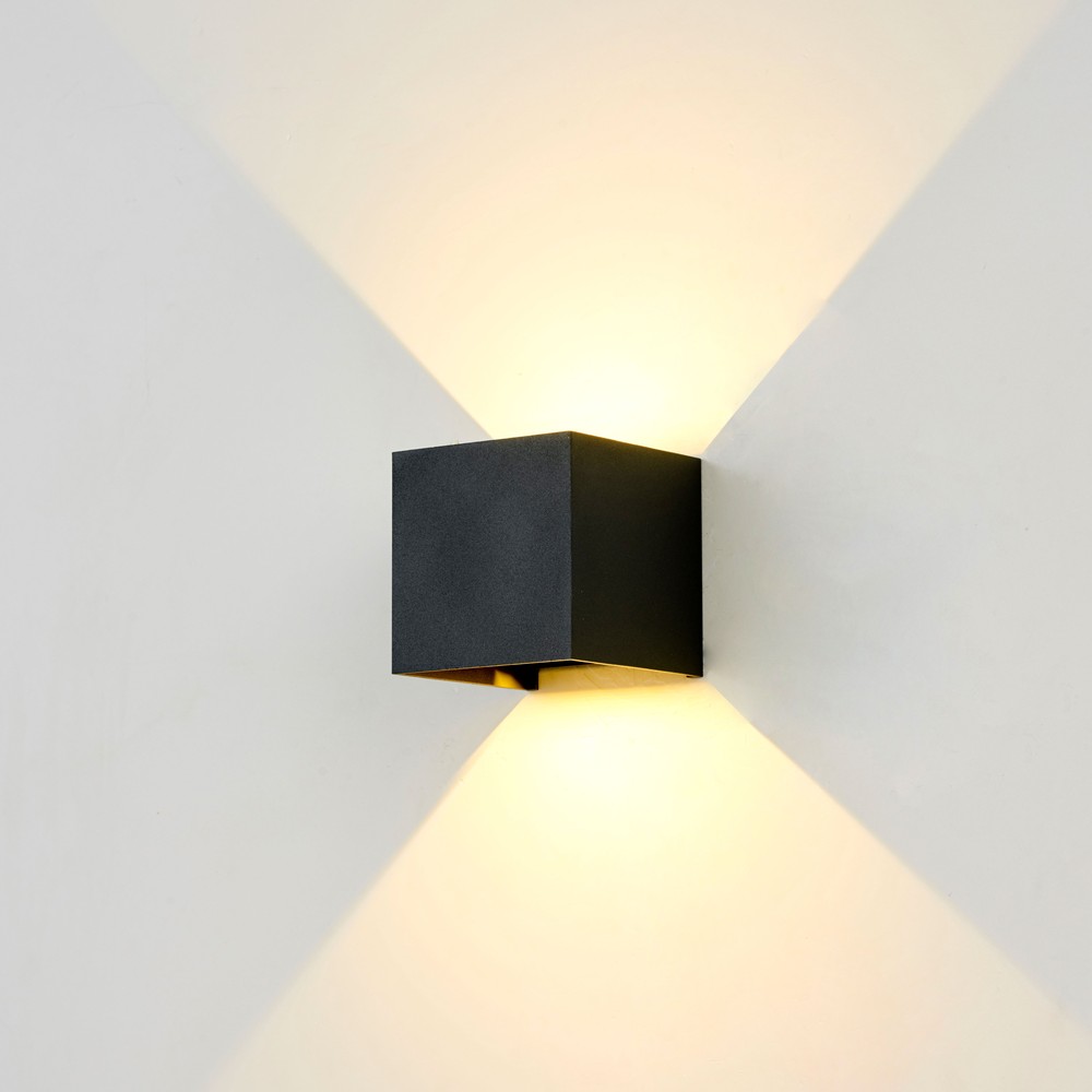 6W Dæmpbar CUBIC PRO væglampe, Væglamper hos HomeNordic