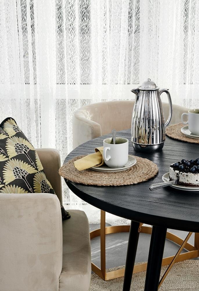 NORDAL LUVUA SPISEBORD SORT/MAT GULD -120, produktbillede 3 af 3, Spiseborde hos HomeNordic