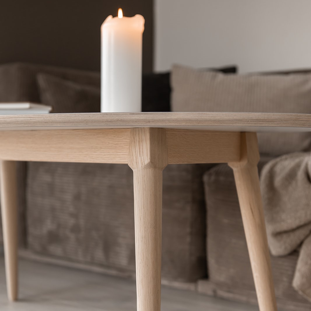 CT 10 - Elipseformet sofabord i hvid laminat og stel i eg, produktbillede 6 af 10, Nordisk design hos HomeNordic