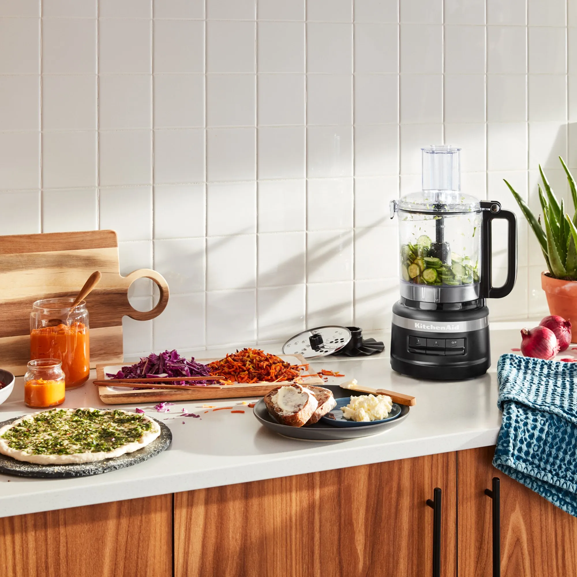 5KFP0921 Foodprocessor, 2,1 liter, matte black, produktbillede 13 af 14, Foodprocessorer hos HomeNordic
