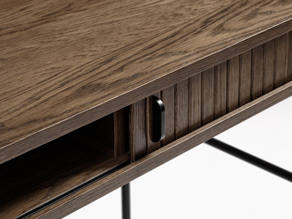Nola Skrivebord, Røget Eg, 120x60x75 cm, produktbillede 10 af 12, Skriveborde hos HomeNordic
