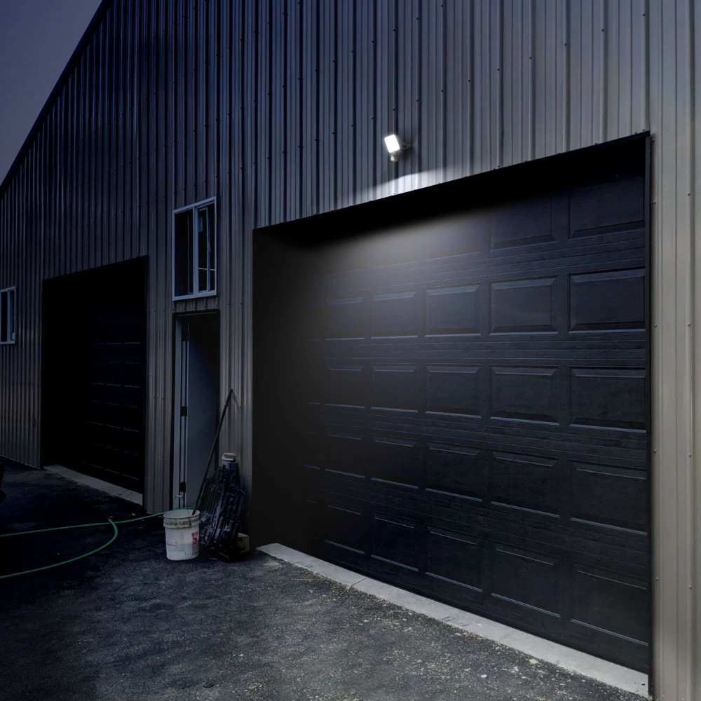 20W LED projektør med sensor, Projektører hos HomeNordic