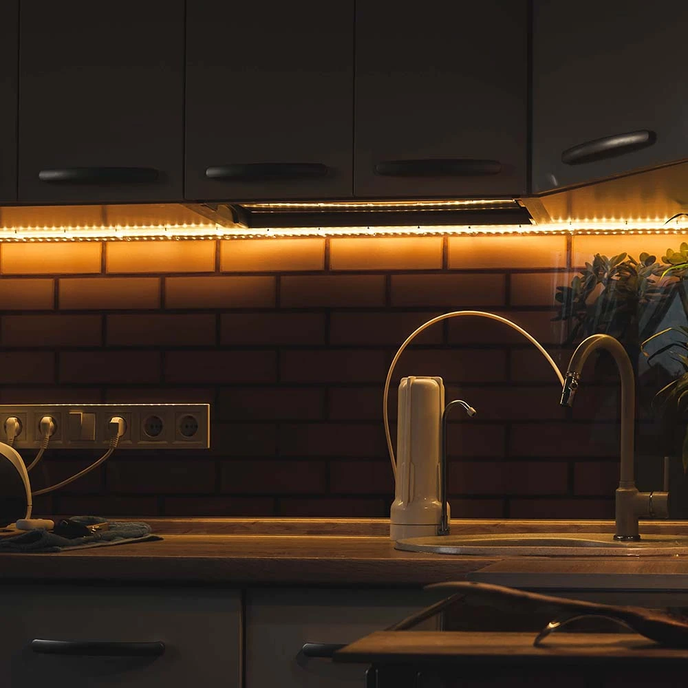 5m 12W/m LED strip, Samsung LED chip, LED-strips hos HomeNordic