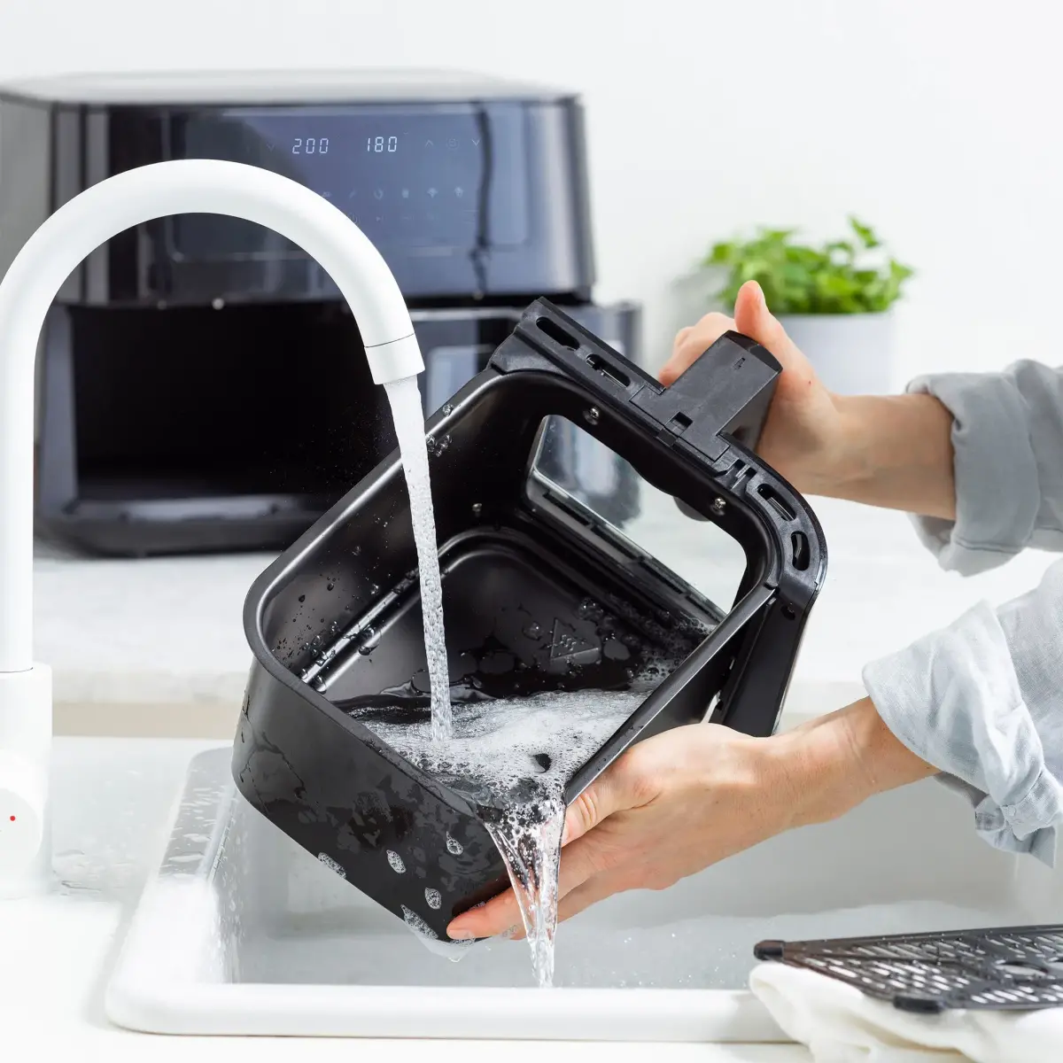 Bistro airfryer 8 liter, 2 kurve, produktbillede 5 af 10, Airfryers hos HomeNordic