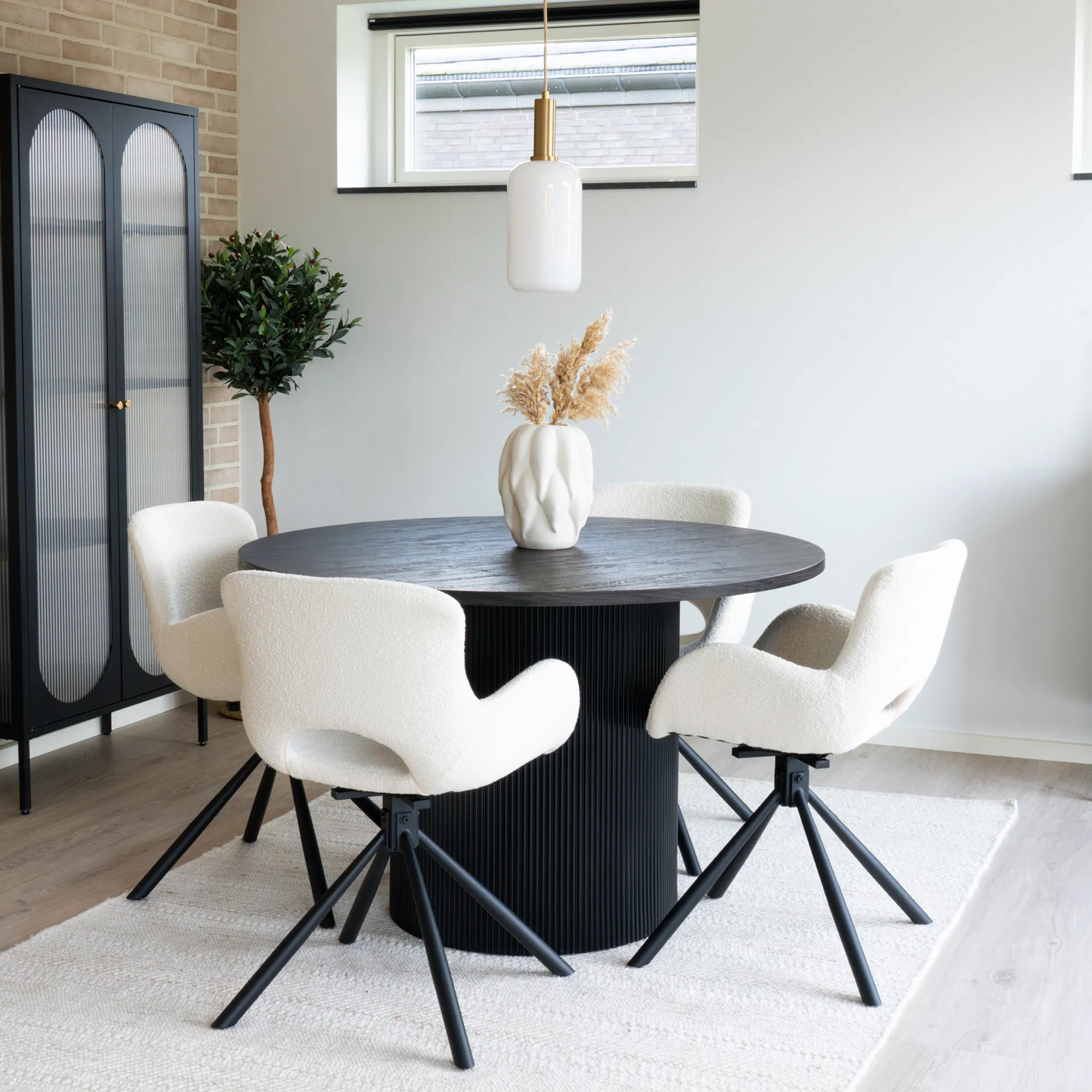 HOUSE NORDIC BOAVISTA OG AMORIM SPISEBORDSSÆT, produktbillede 2 af 2, Spiseborde hos HomeNordic