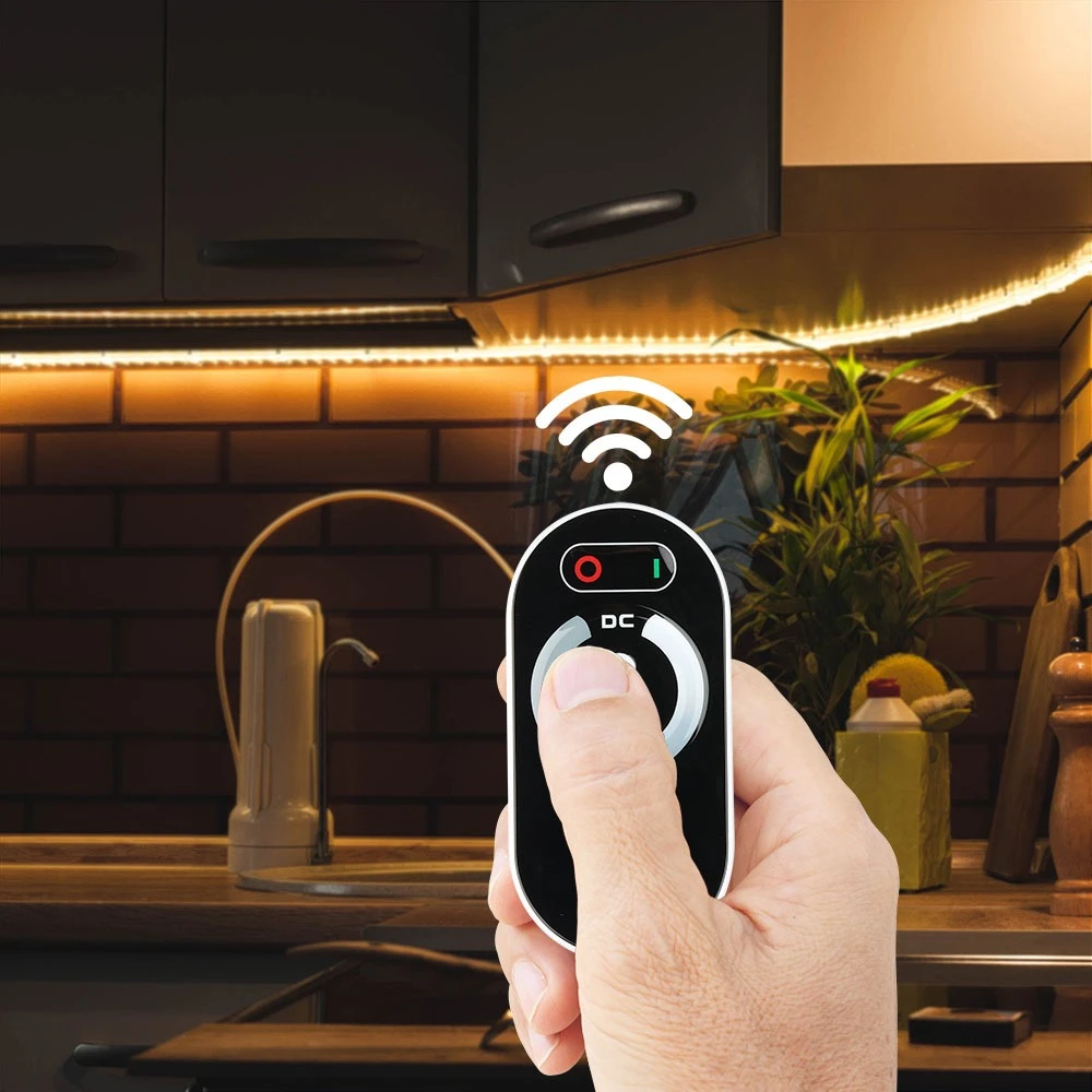 RF LED lysdæmper med touch fjernbetjening, 12V/24V, Dæmpere hos HomeNordic