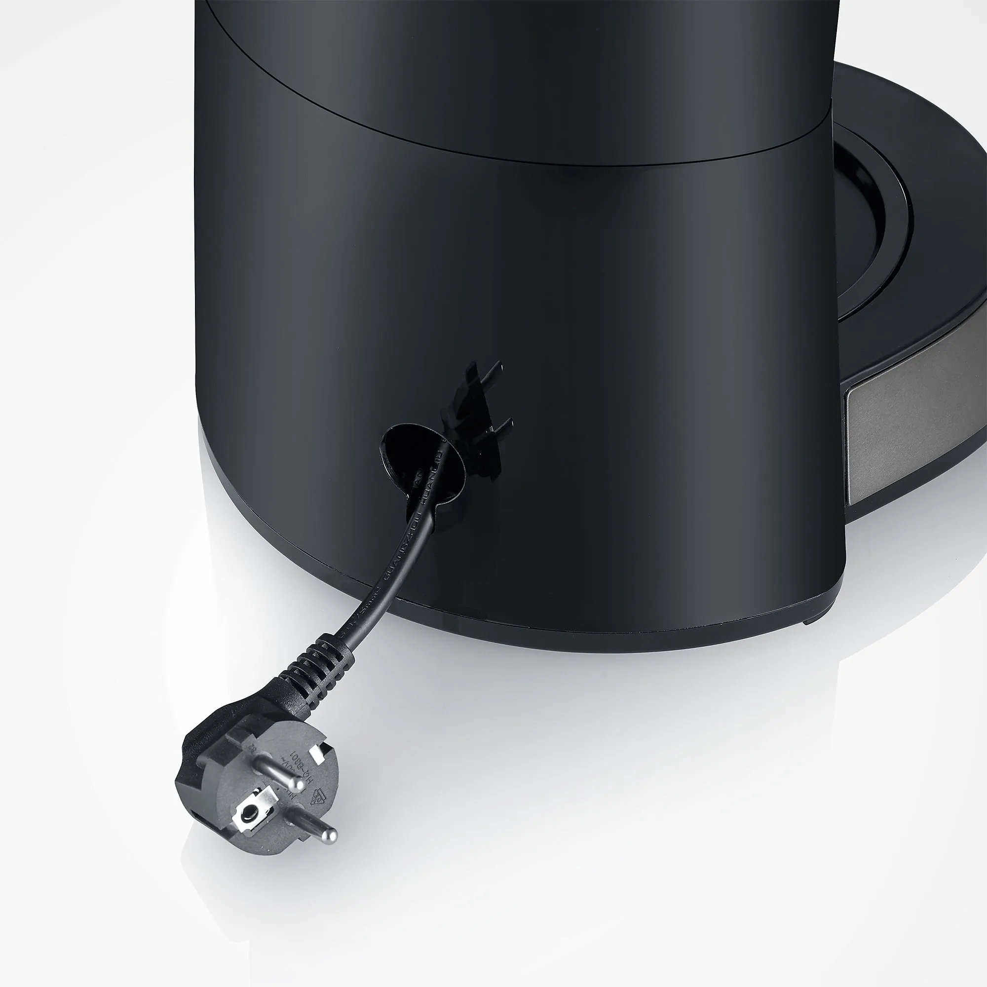KA 9343 kaffemaskine med termokande, dark inox, produktbillede 4 af 5, Kaffemaskiner hos HomeNordic