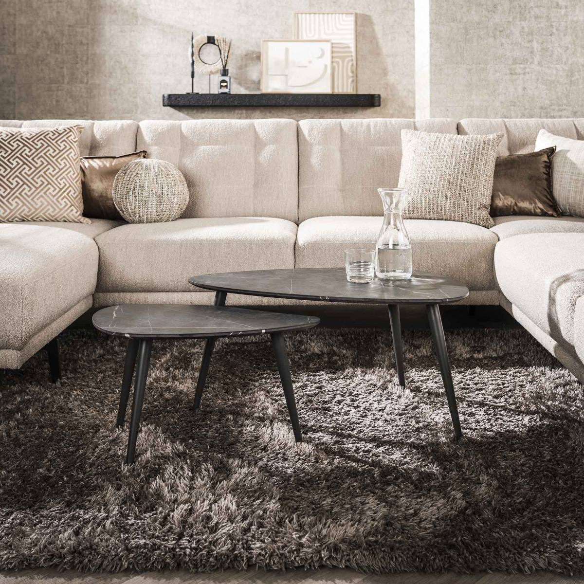 Monate - 2 sofaborde med pæreformede topplader, Moderne designs hos HomeNordic