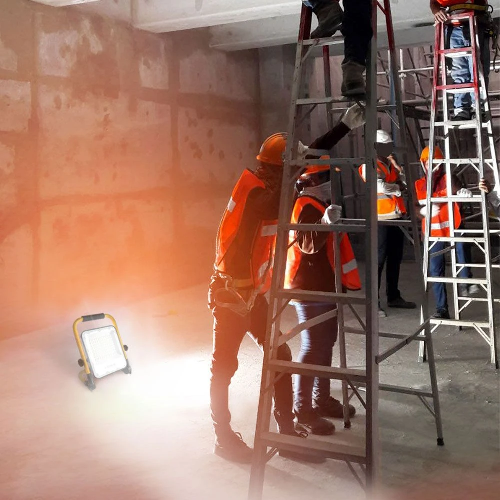 50W genopladelig LED projektør, Projektører hos HomeNordic