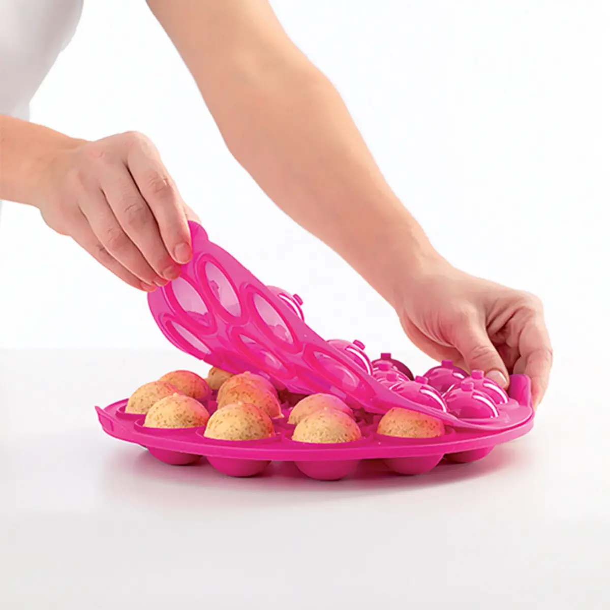Cake Pops-form i silikone, lyserød, produktbillede 3 af 4, Kageforme hos HomeNordic